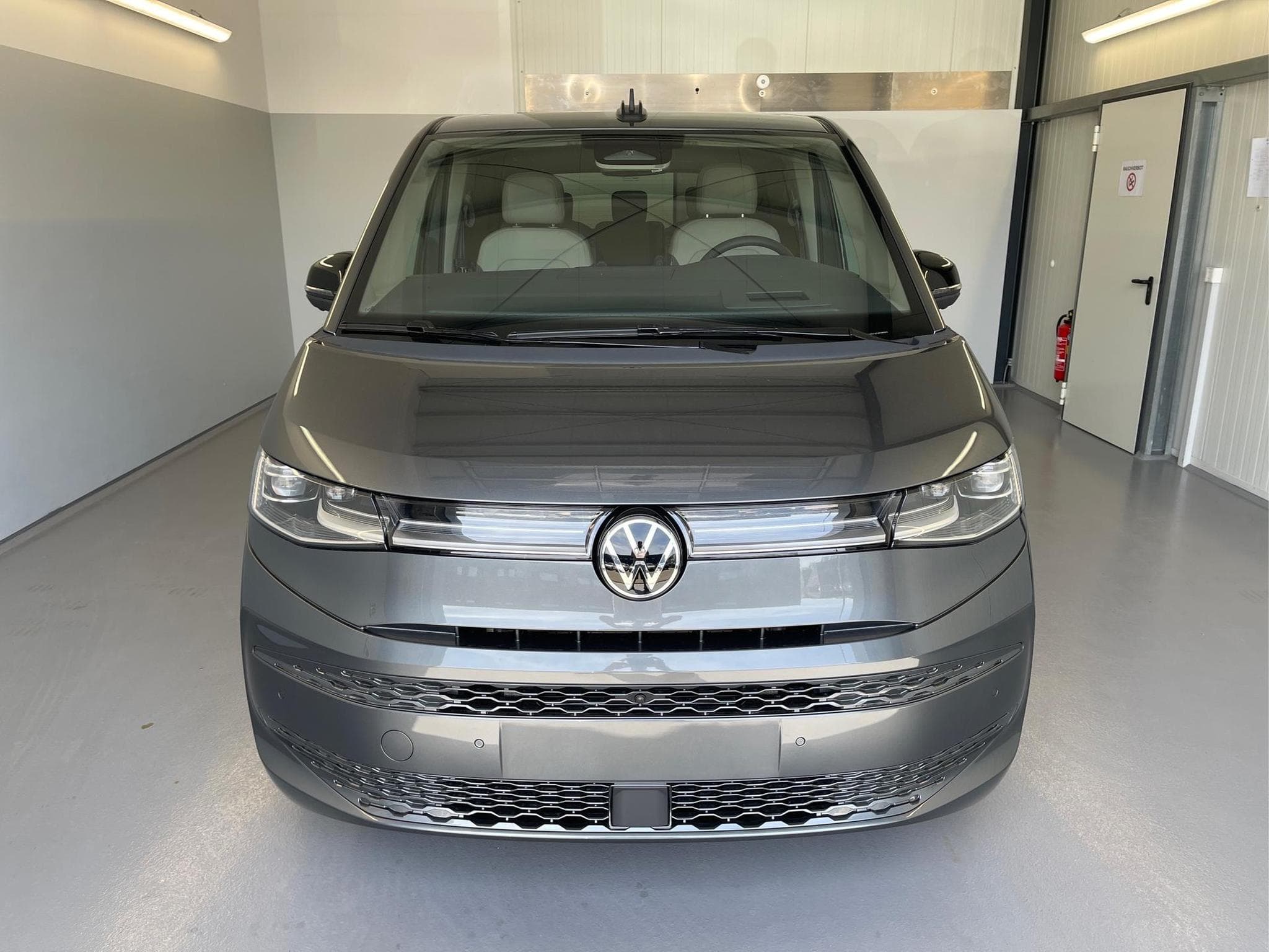 VW T7 Style (2026) - Photo 2