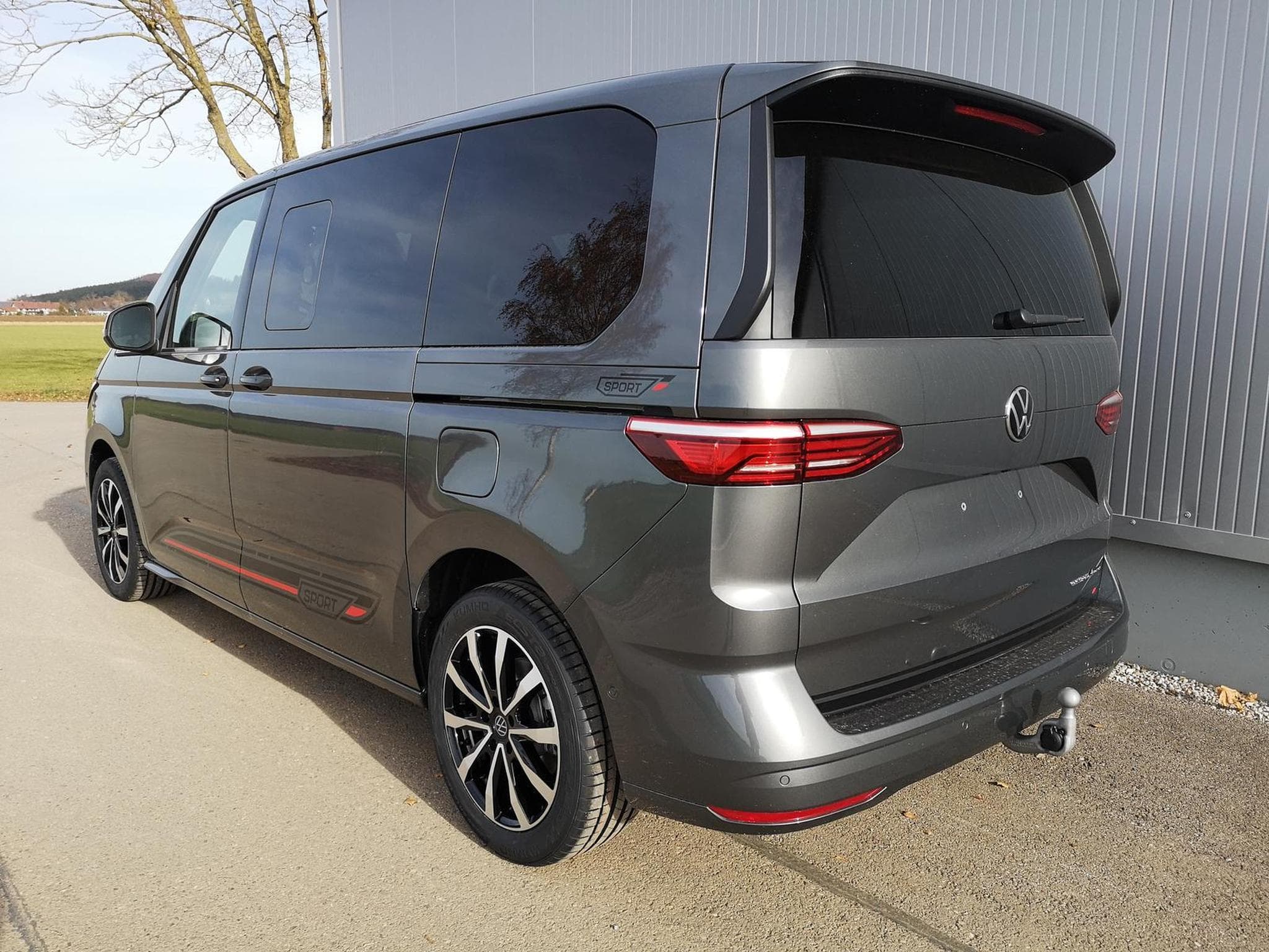 VW T7 Sport Edition (2026) - Photo 3
