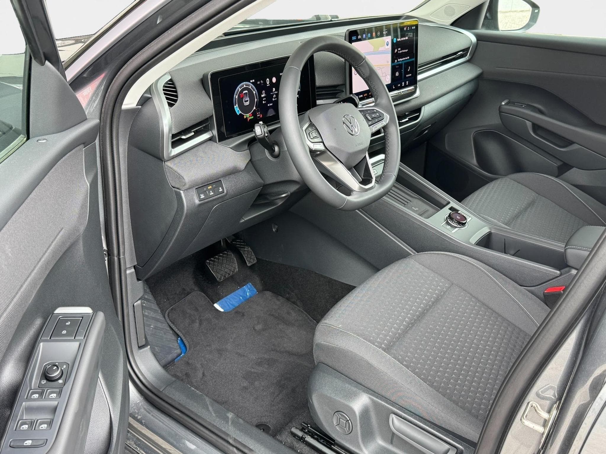 VW T-Roc T-Roc (2026) - Photo 10