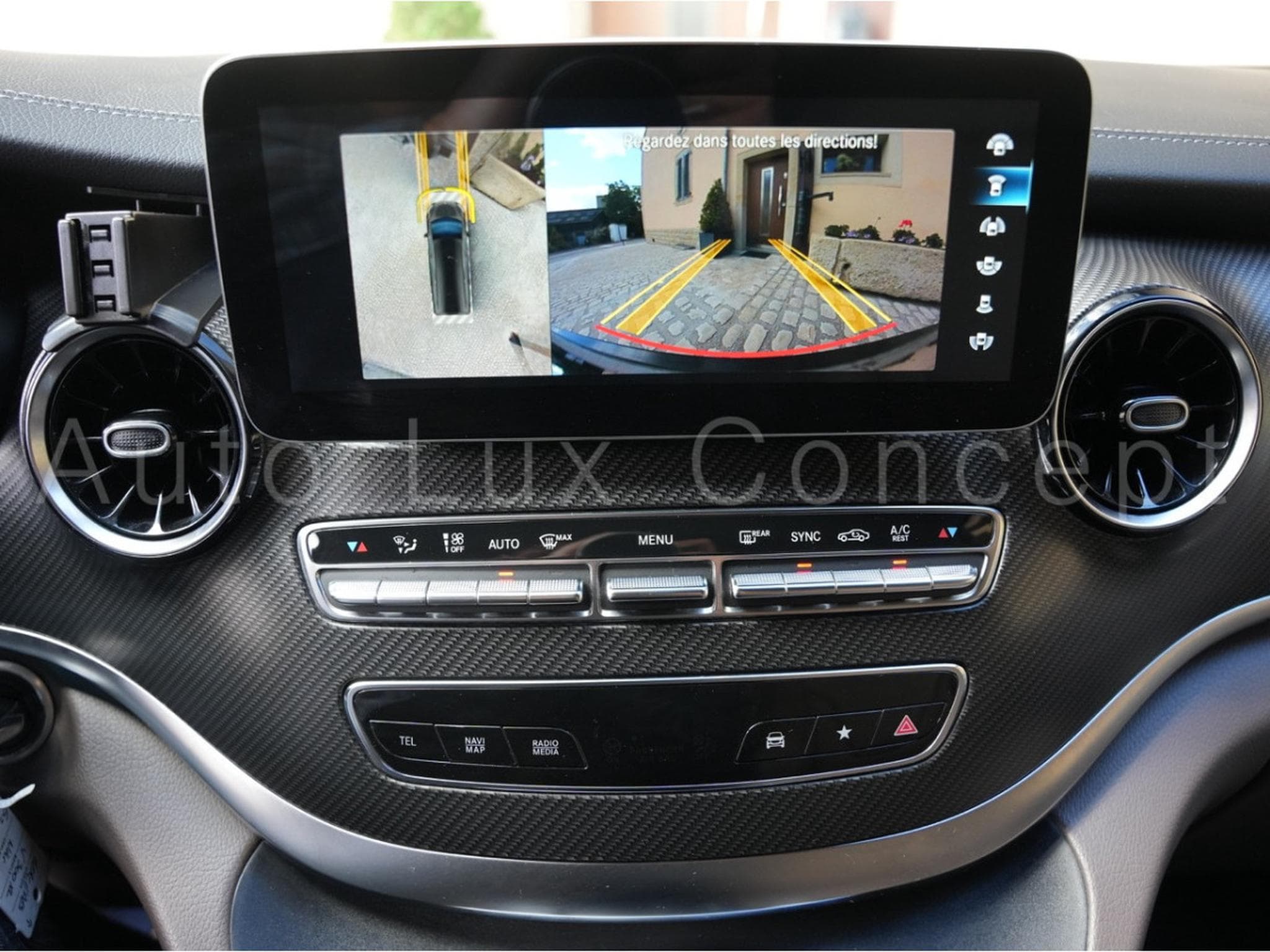 Mercedes V 300 d 4MATIC XL AVANTGARDE AMG Line 9G-TRONIC (2022) - Photo 17