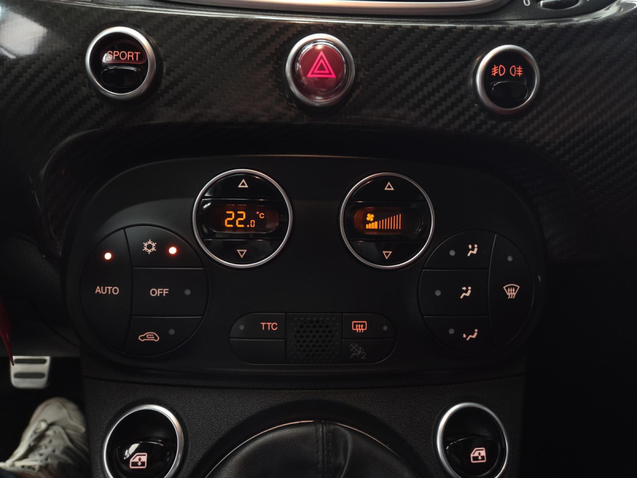 Fiat 500 ABARTH 595 TURISMO 165CV (2018) - Photo 16