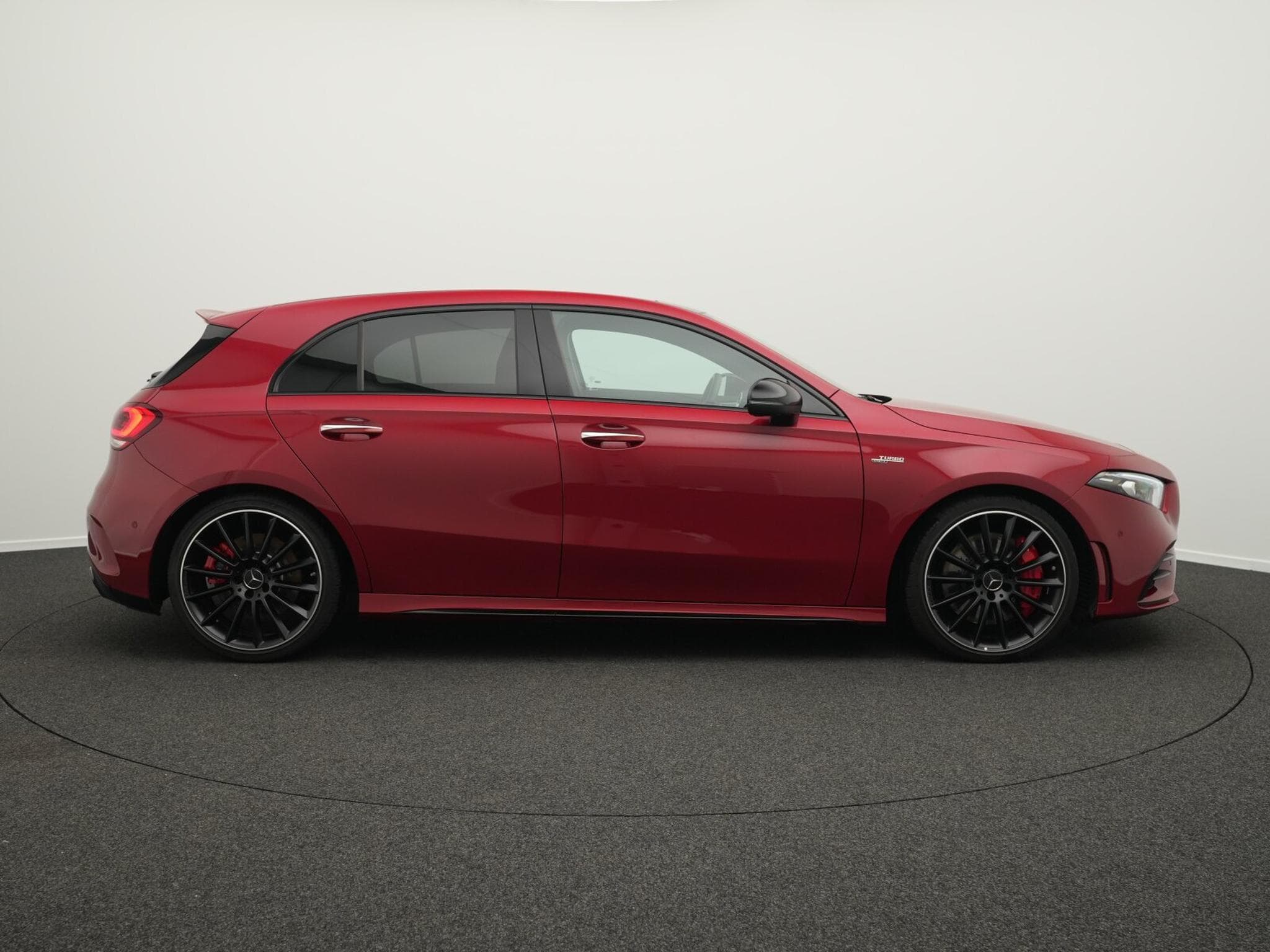 Mercedes A 35 AMG AMG A 35 4Matic (EURO 6d) (2022) - Photo 5