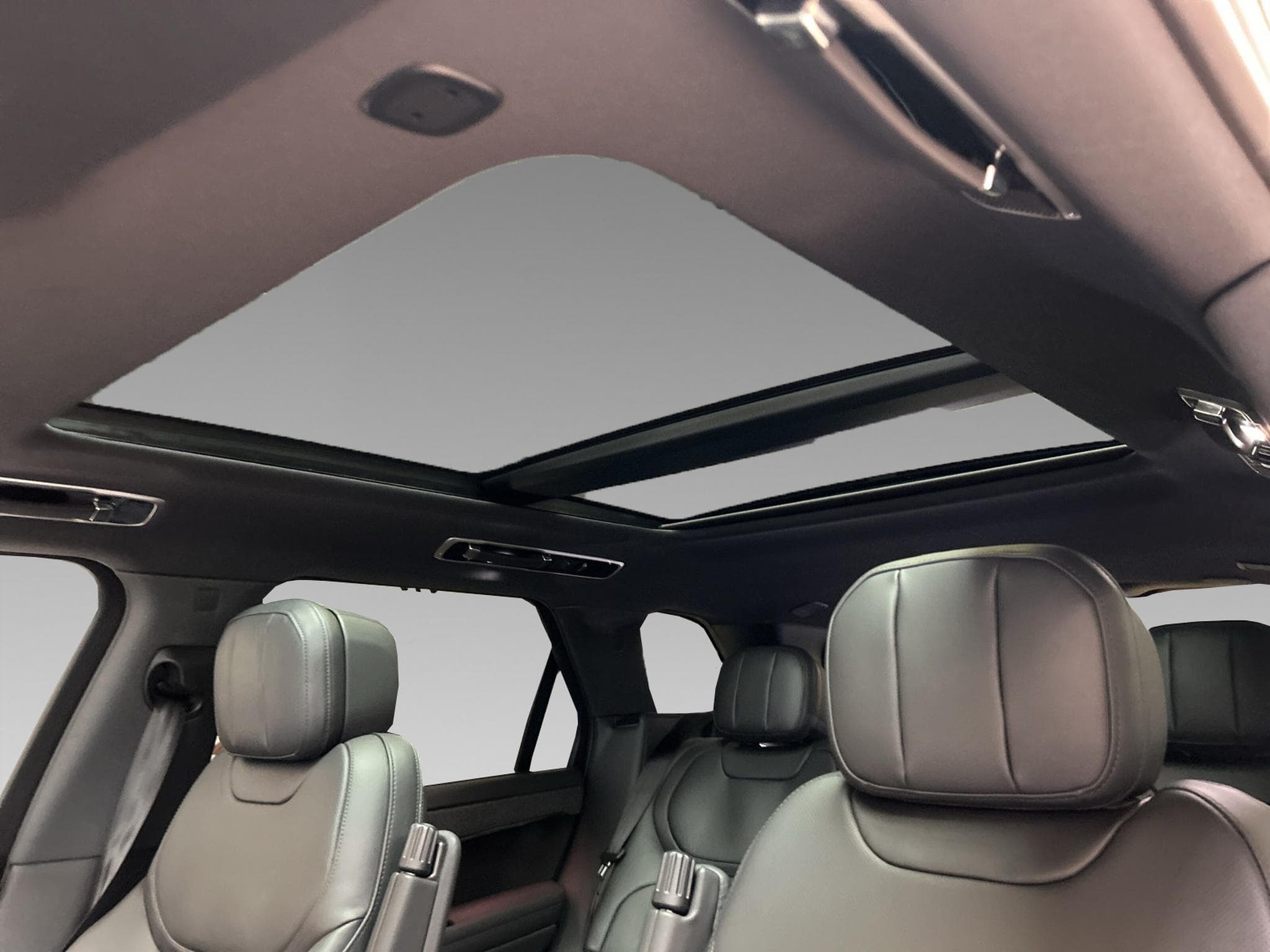Land-Rover Range Rover Sport P460e PHEV Dynamic HSE AWD +Panoramaschiebedach+AHK (2026) - Photo 12