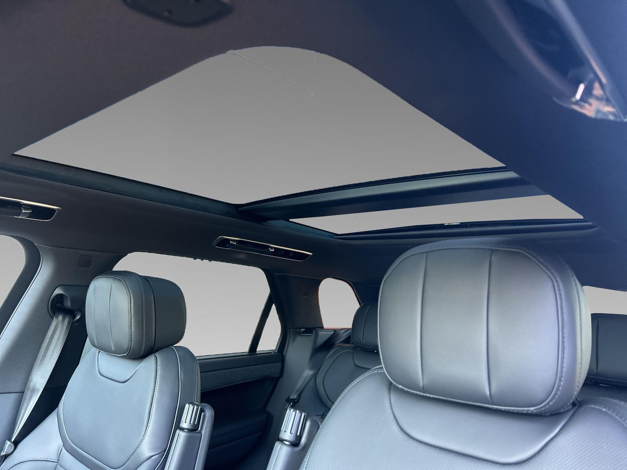 Land-Rover Range Rover Sport P460e PHEV Dynamic HSE +AHK+PanoramaSchiebedach (2026) - Photo 12