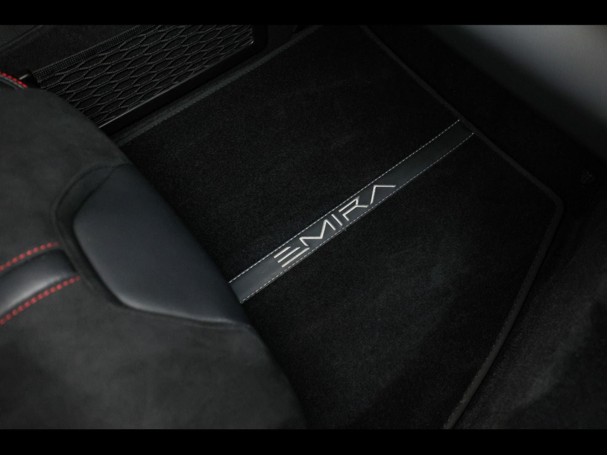 Lotus Emira I4 DCT FIRST EDITION (2024) - Photo 19