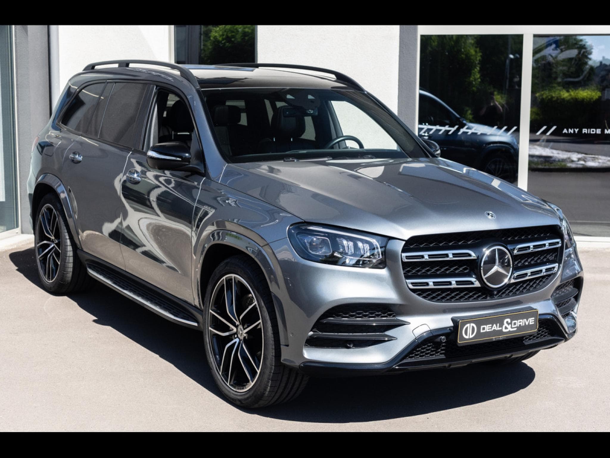 Mercedes GLS 580 4.0 4MATIC AMG-LINE 7 SEATS (2023) - Photo 6