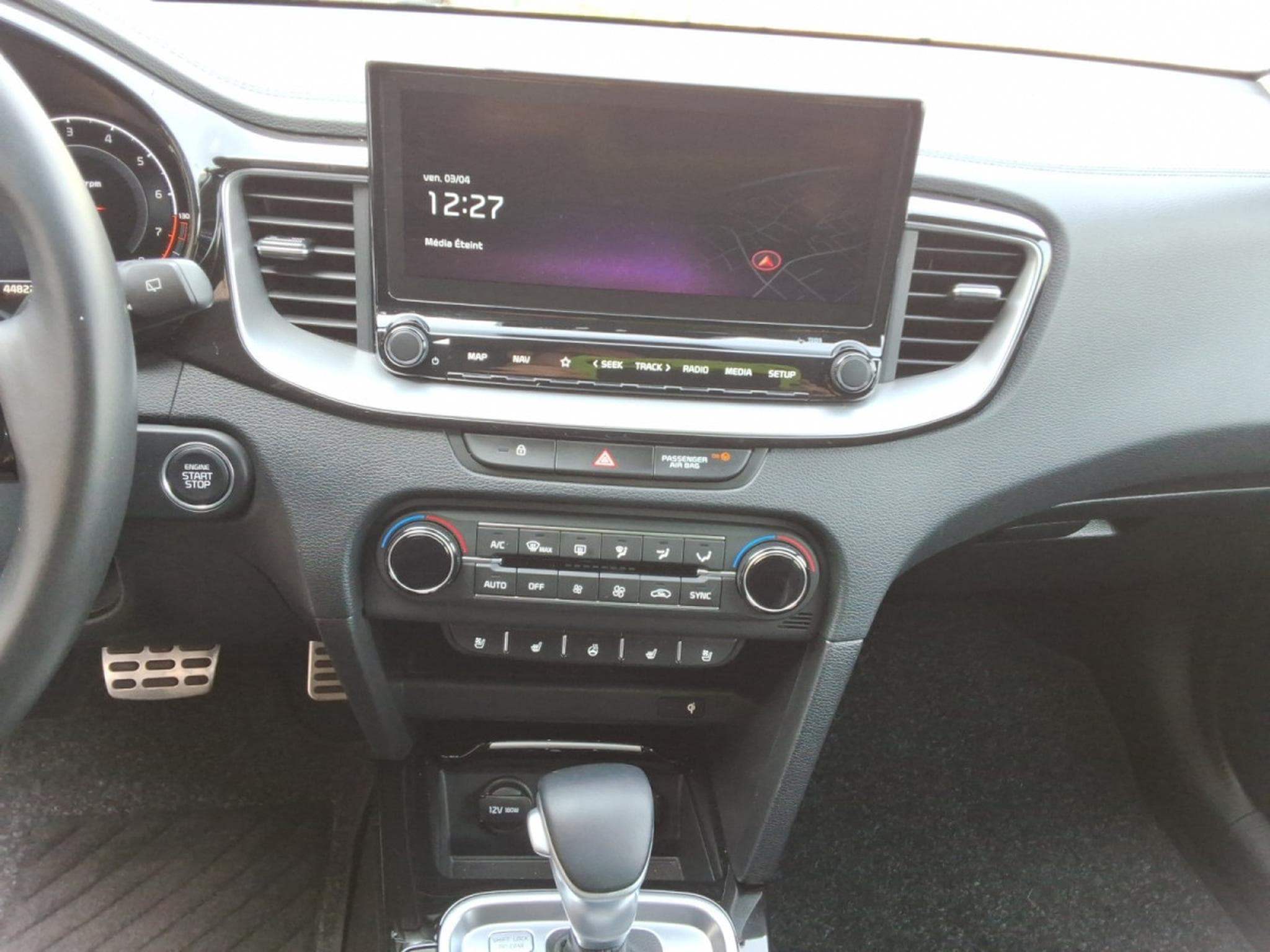 Kia XCeed Sense 1.6 T DCT ISG (2020) - Photo 13