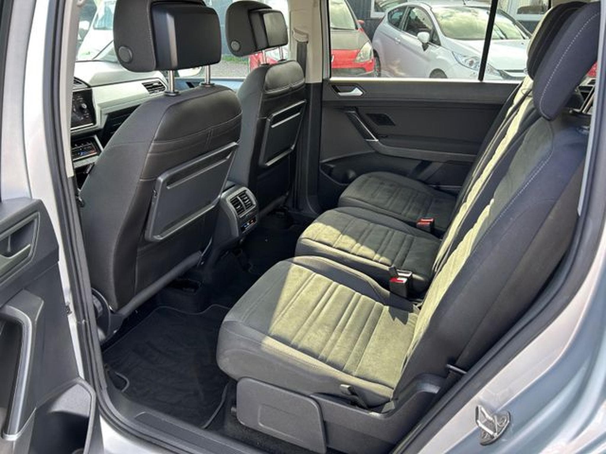 VW Touran Touran Comfortline *i-Cockpit*Kamera*AHK* (2023) - Photo 8