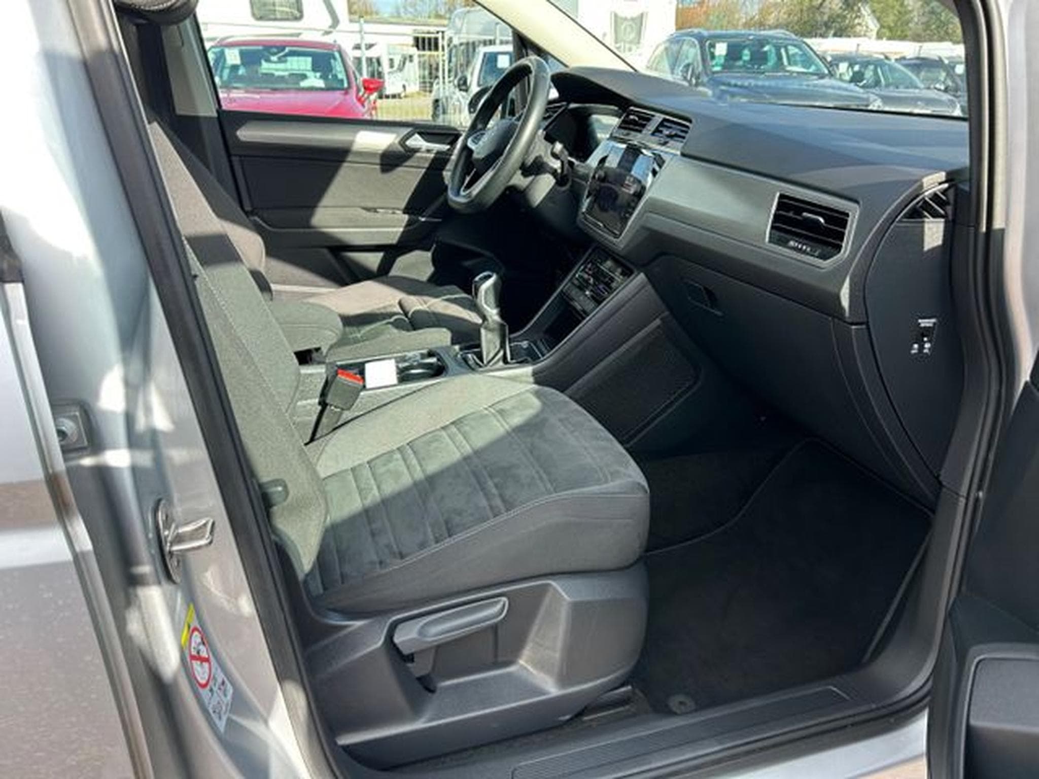 VW Touran Touran Comfortline *i-Cockpit*Kamera*AHK* (2023) - Photo 9