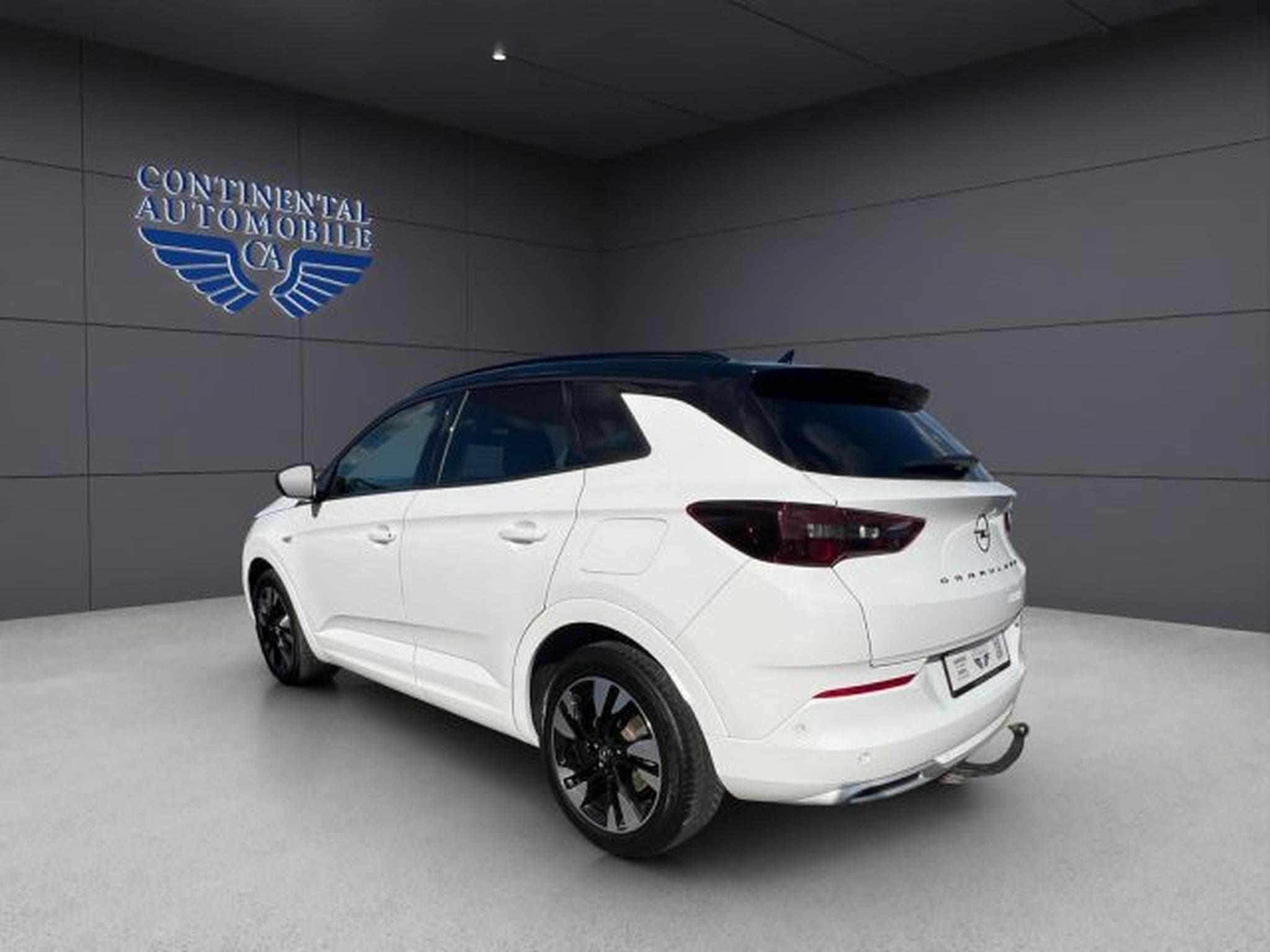 Opel Grandland Grandland Ultimate Plug-in-Hybrid KLIMA,NAVI,PDC (2022) - Photo 6