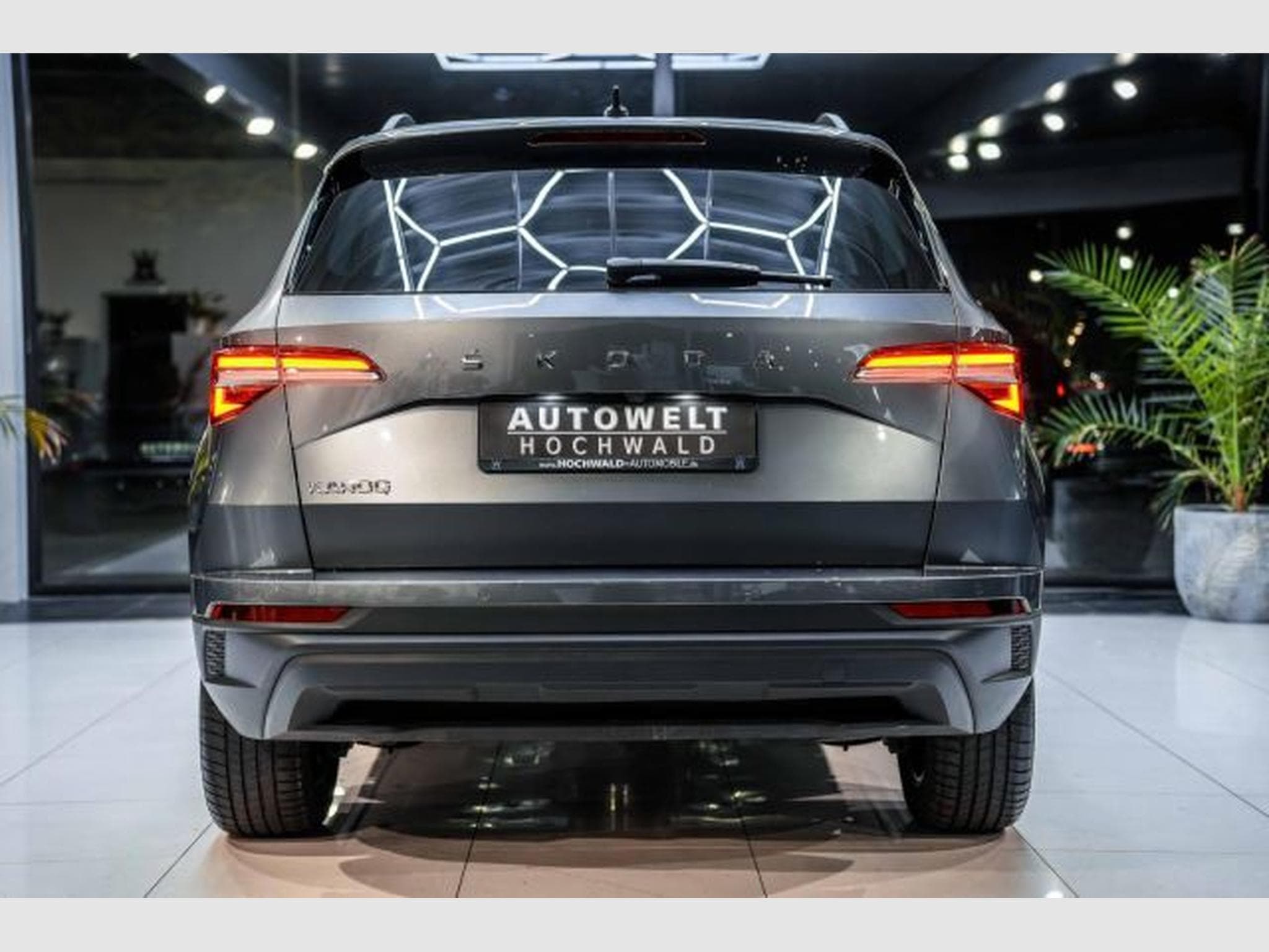Skoda Karoq Karoq Tour 1.5 TSI DSG ACC MATRIX RFK AHK SHZ (2022) - Photo 12