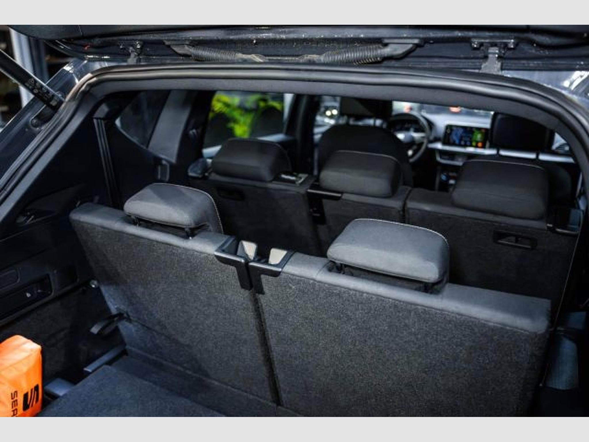 Seat Tarraco Tarraco 2.0 TDI DSG NAVI STAHZG LED RFK 7-Sitzer (2022) - Foto 14
