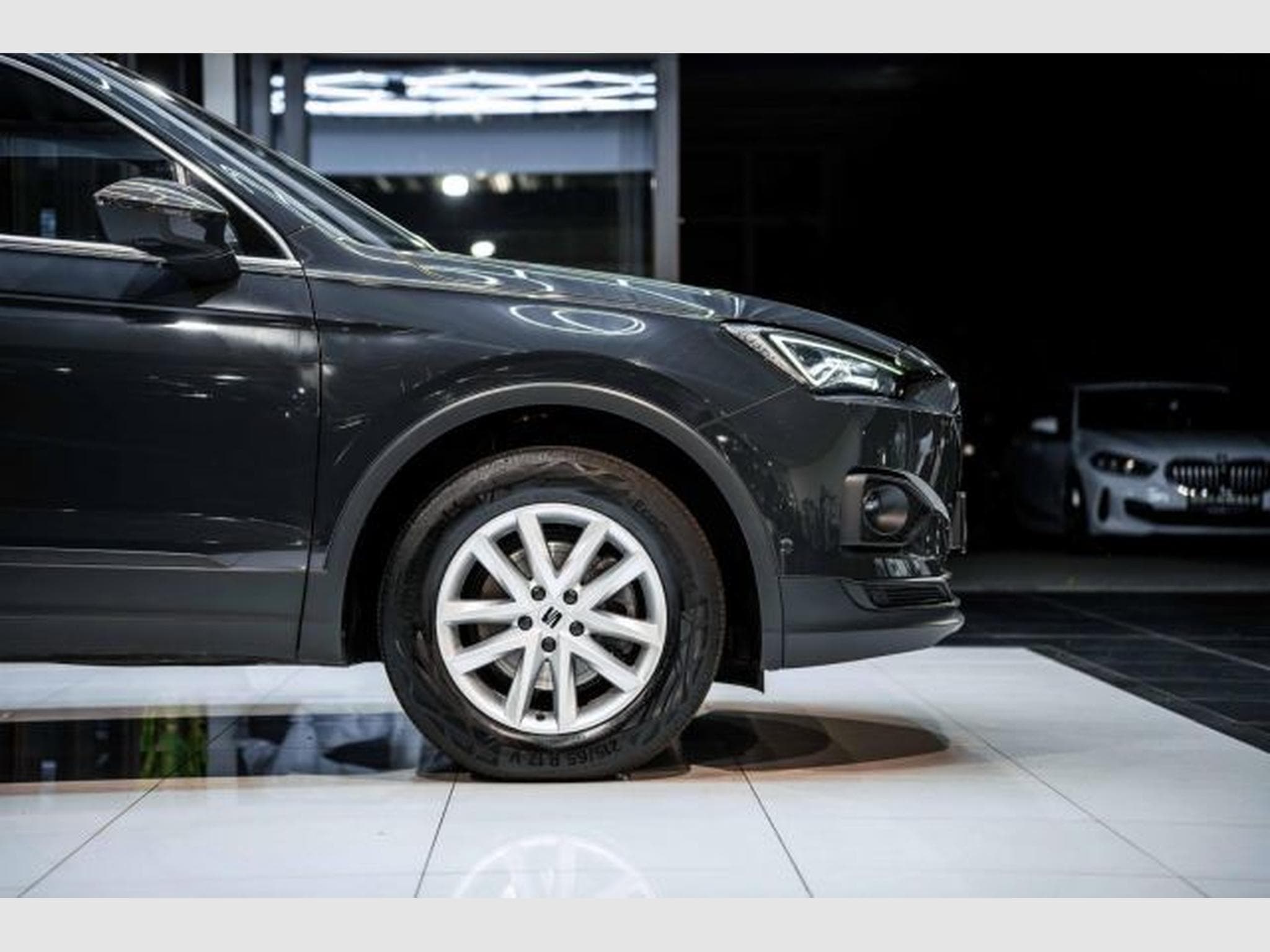 Seat Tarraco Tarraco 2.0 TDI DSG NAVI STAHZG LED RFK 7-Sitzer (2022) - Foto 9