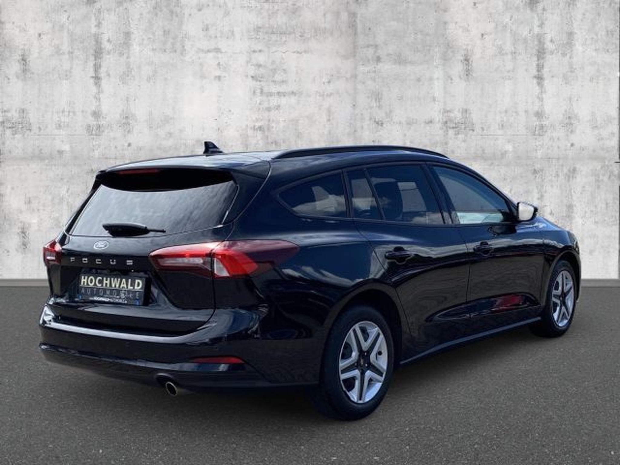 Ford Focus Focus Turnier 1.5 TDCi 8G-Autom. NAVI LED RFK (2022) - Photo 5