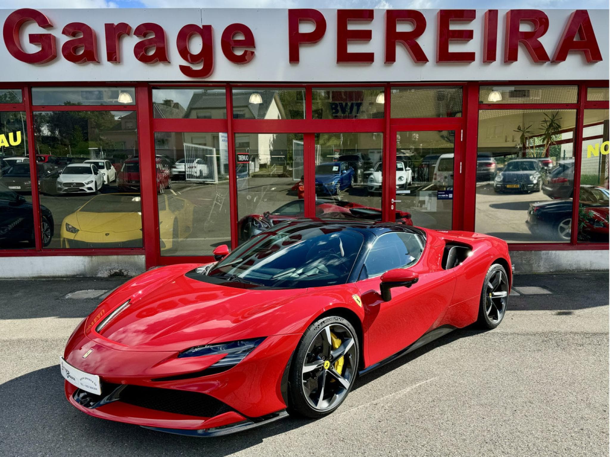 Ferrari SF90 REPRISES POSSIBLE ... INZAHLUNGEN MÖGLICH Full options Great (2023) - Photo 6