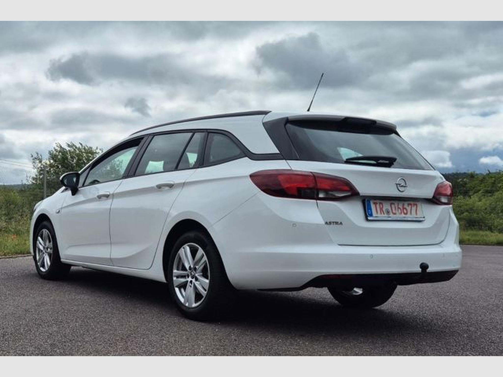 Opel Astra Astra K Sports Tourer Edition, AHK, Carplay. (2020) - Photo 3