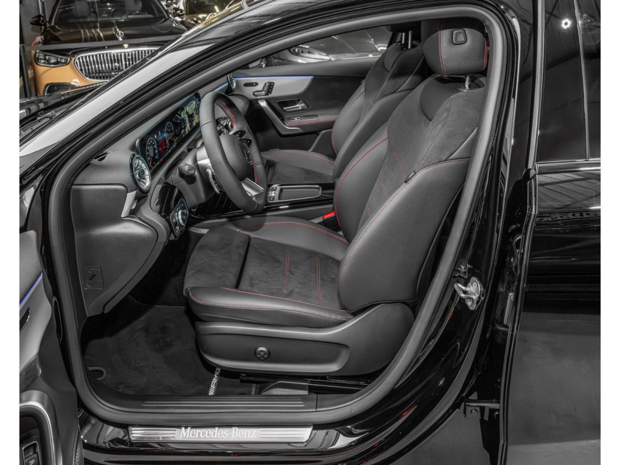 Mercedes A 200 A 200 1.4T 7G-DCT FULL/AMG/PANO/360°/VOLL (2024) - Foto 9