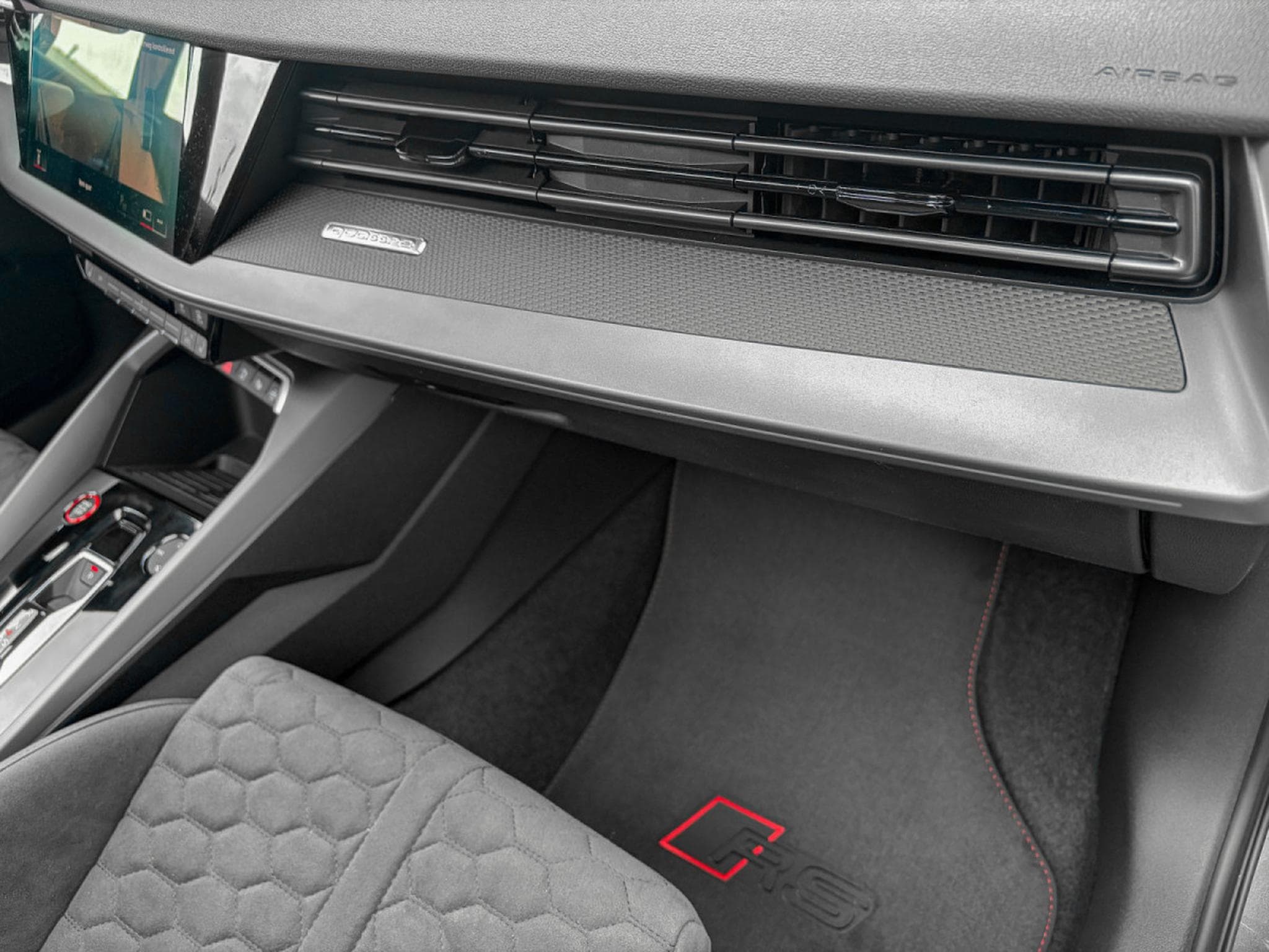 Audi RS3 2.5 TFSI SPORTBACK QUATTRO/ GARANTIE 5/Pano/19/360°/SONOS/SC (2026) - Photo 21