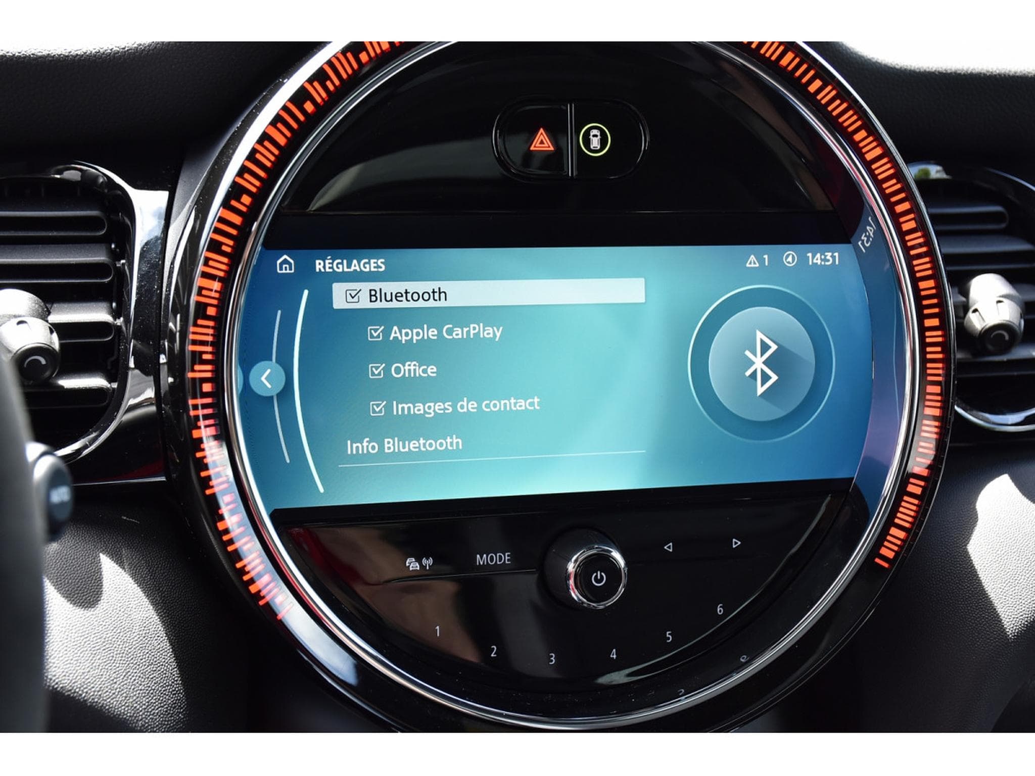 Mini Cooper John Cooper Works 2.0AS PANO HARMAN/KARDON ACC LANE CAM GPS (2024) - Photo 13