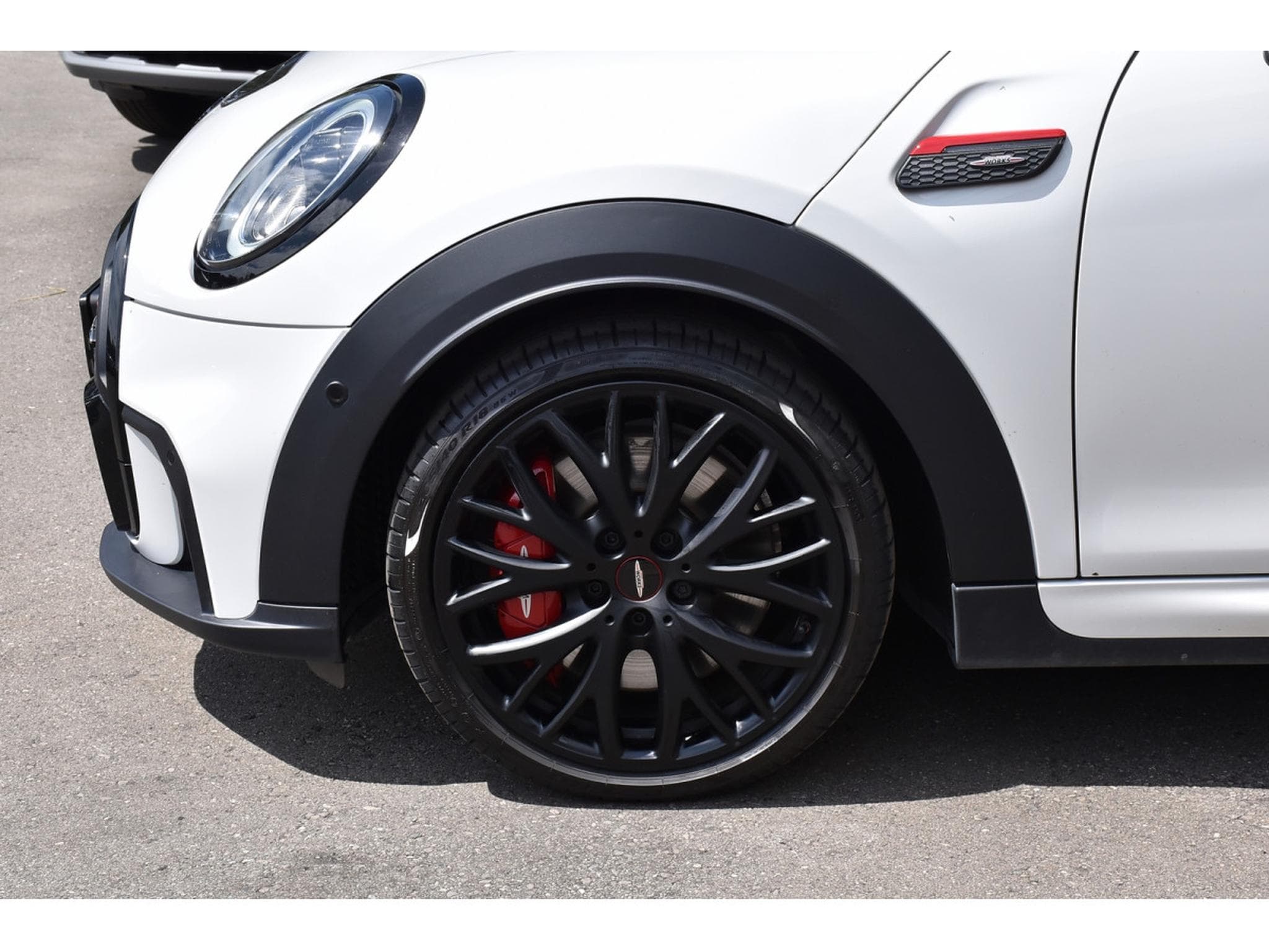 Mini Cooper John Cooper Works 2.0AS PANO HARMAN/KARDON ACC LANE CAM GPS (2024) - Photo 5