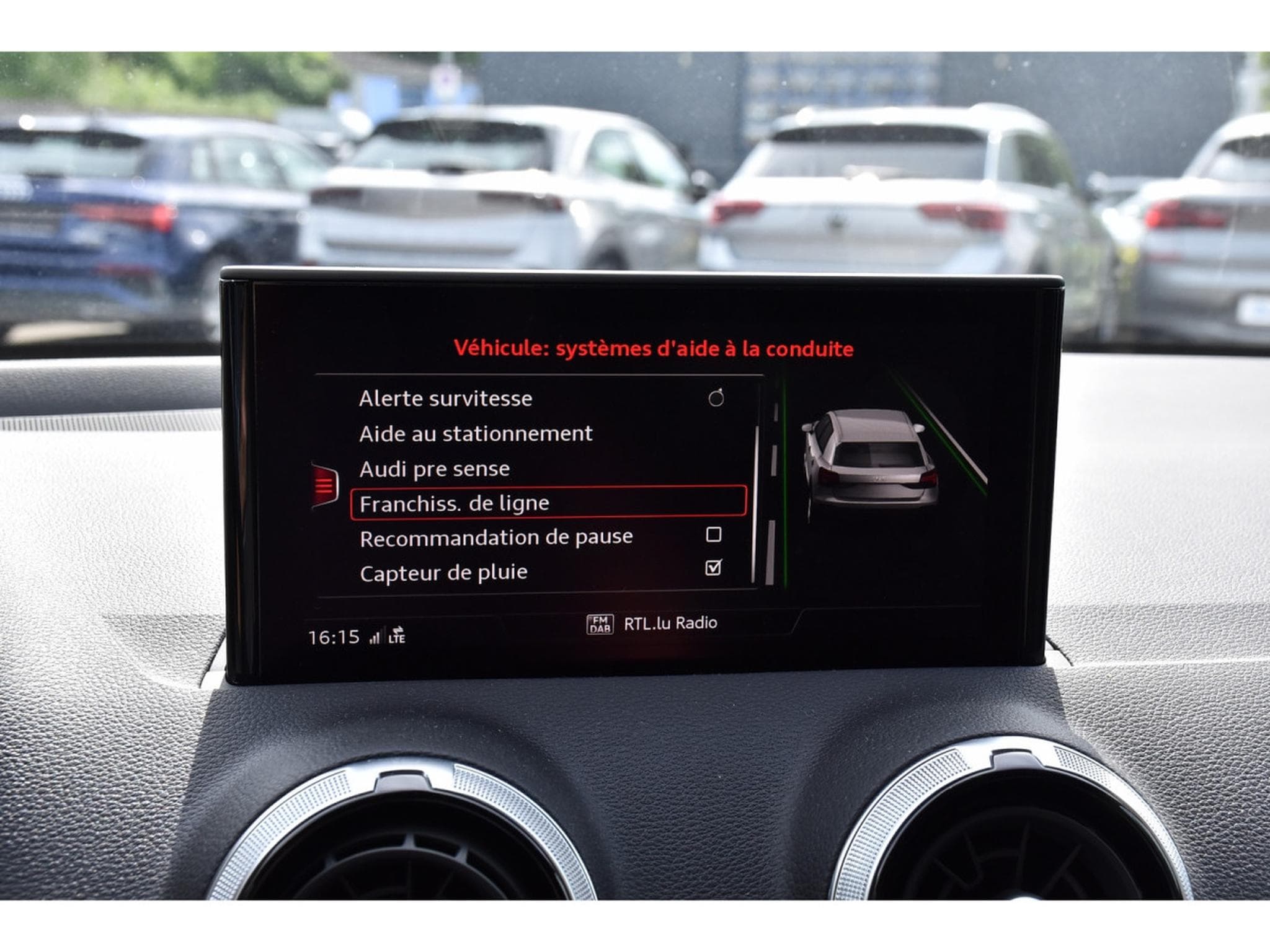 Audi Q2 30 TDI Advanced S-Tronic CUIR GPS LANE LED CAM 1° MAIN (2023) - Foto 14