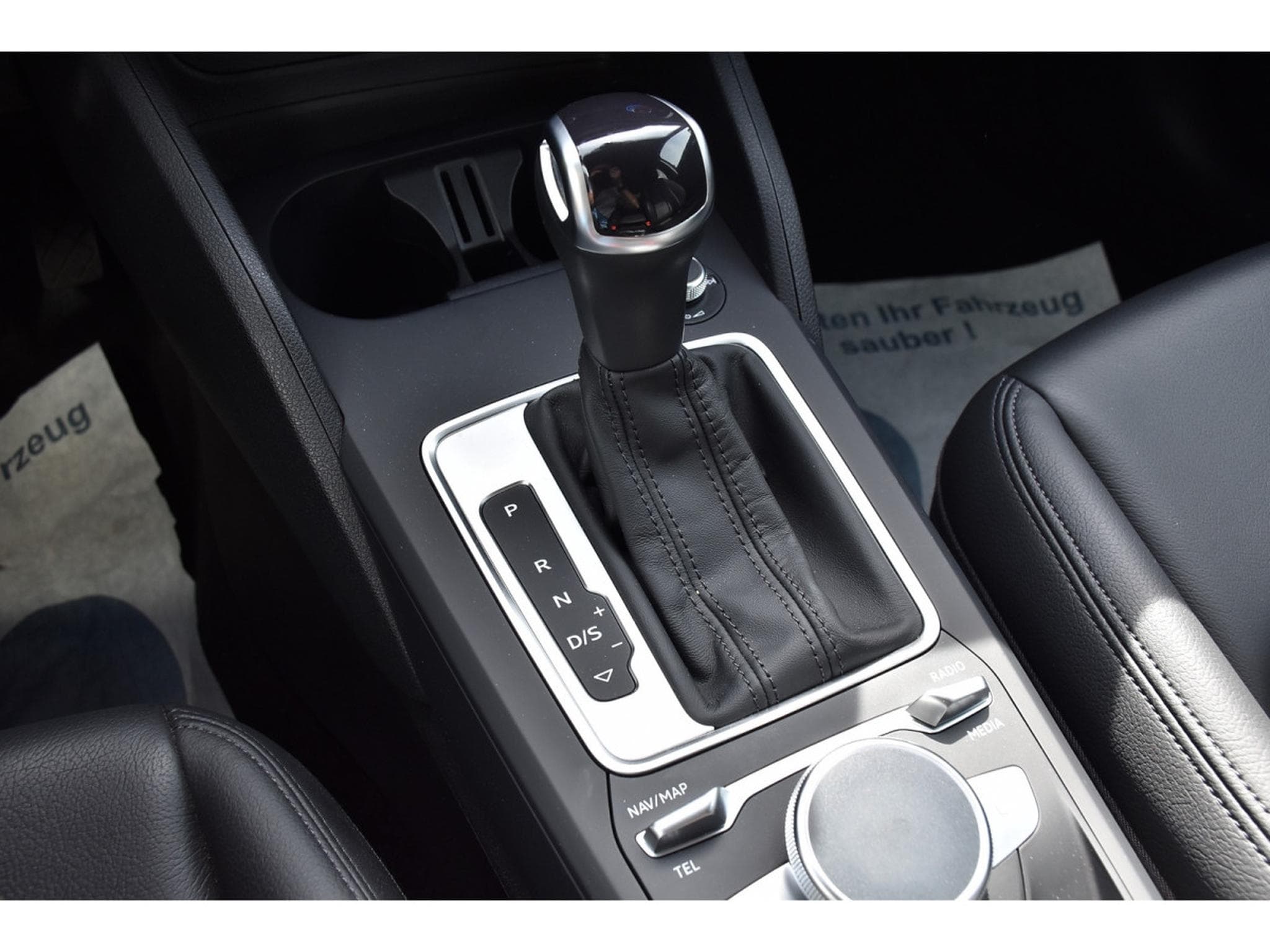Audi Q2 30 TDI Advanced S-Tronic CUIR GPS LANE LED CAM 1° MAIN (2023) - Foto 19