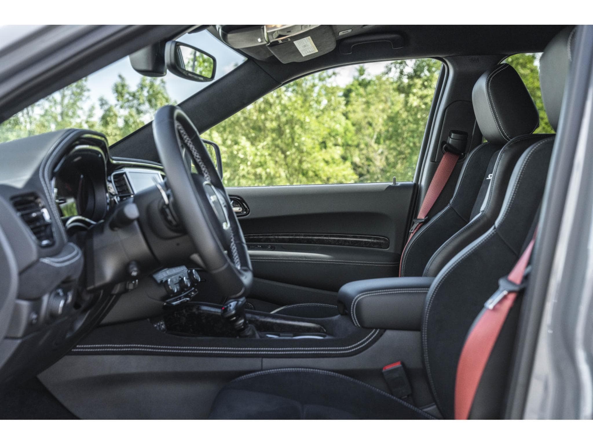 Dodge Durango SRT HELLCAT - 6 Places - Harman Kardon - Black Package (2023) - Photo 5