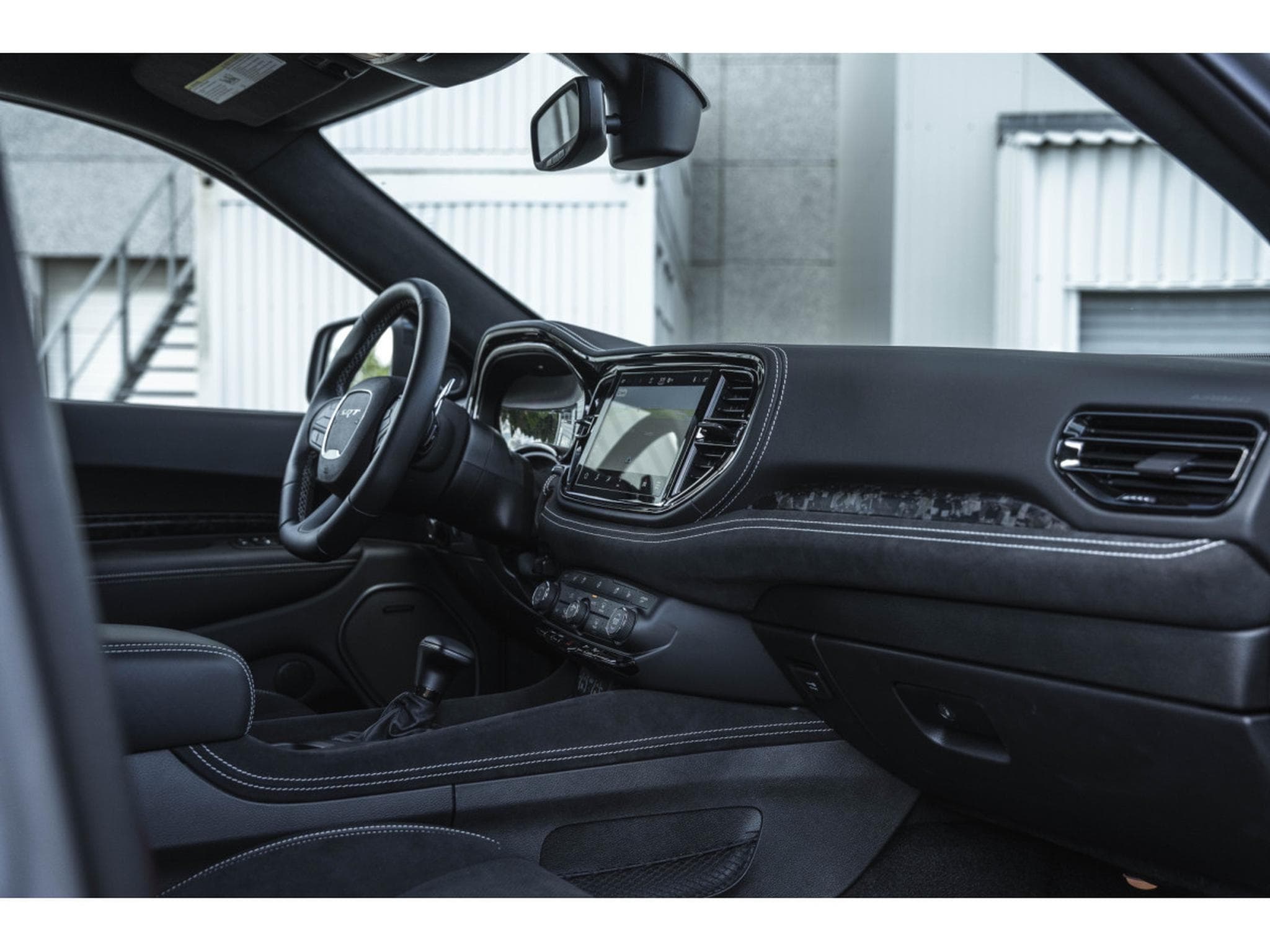 Dodge Durango SRT HELLCAT - 6 Places - Harman Kardon - Black Package (2023) - Photo 7