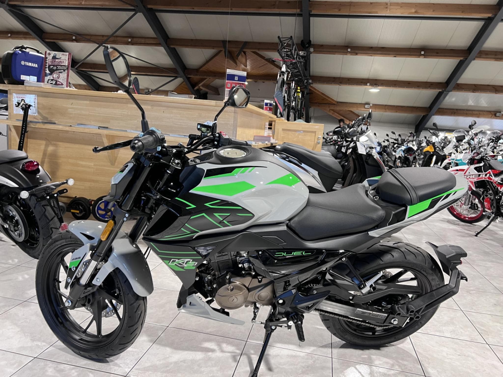 KL Motorcycle Duel 125 ABS (2026) - Foto 4