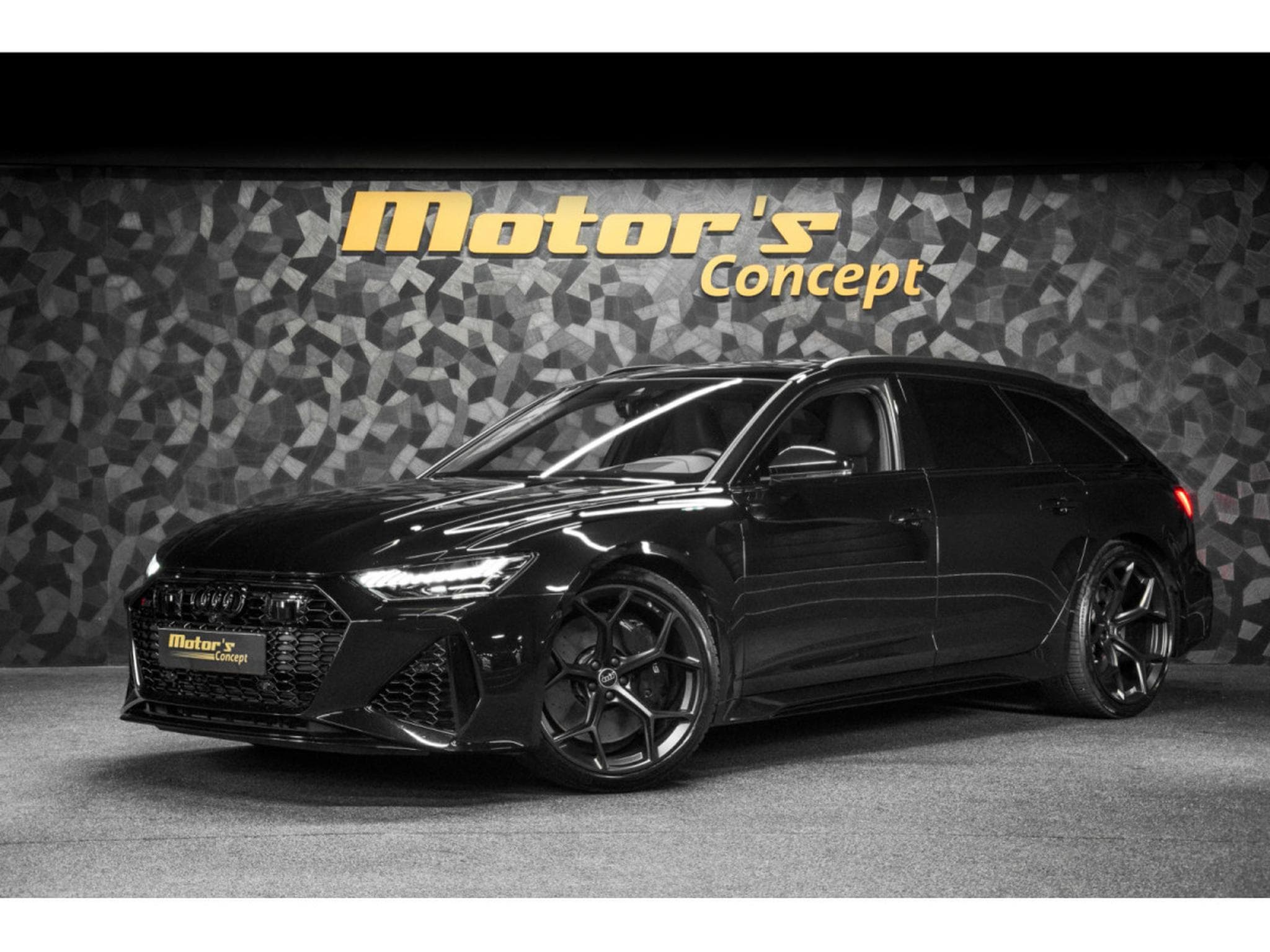Audi RS6 C8 PERFORMANCE (2023) - Photo 1