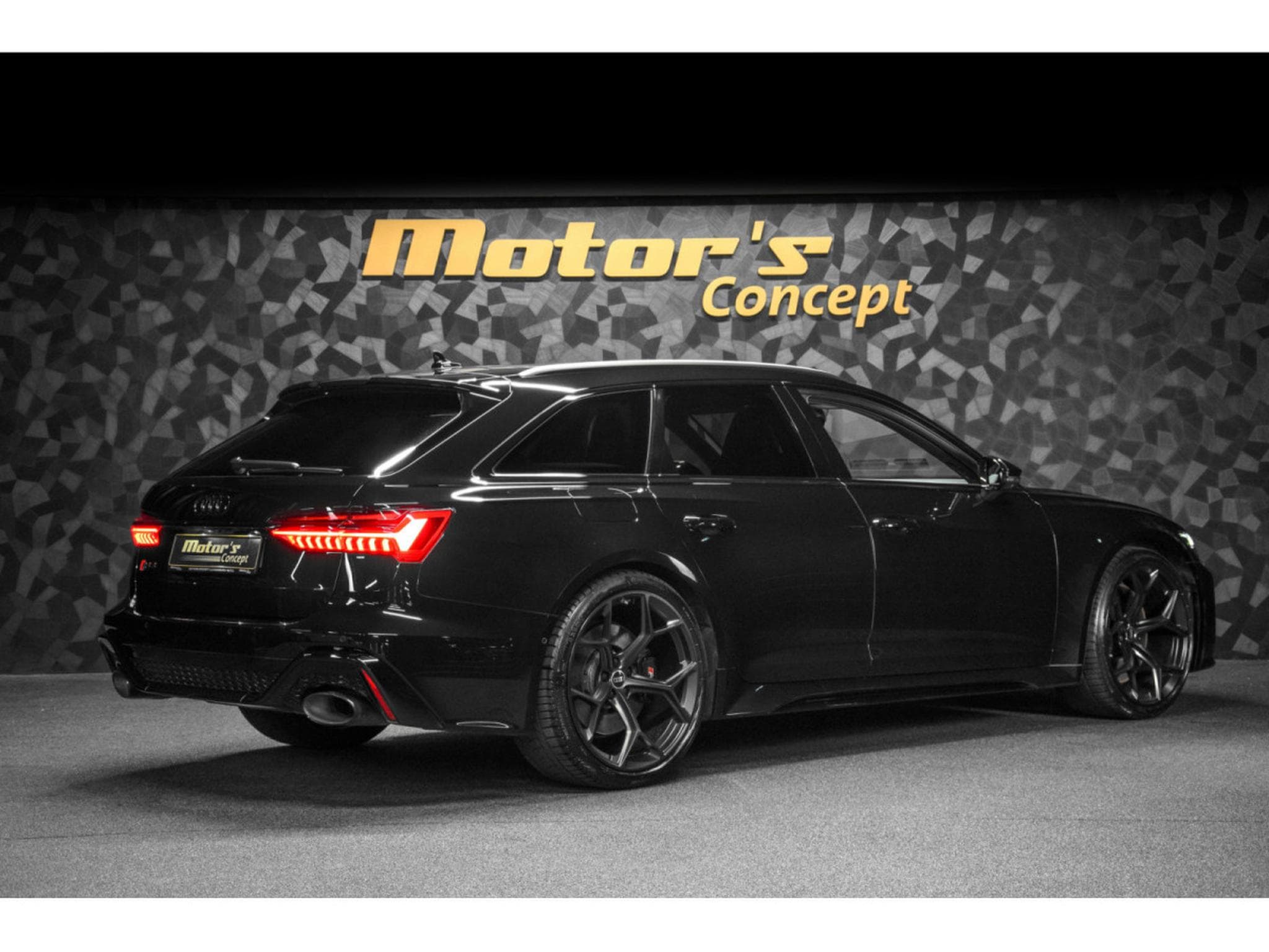 Audi RS6 C8 PERFORMANCE (2023) - Photo 3