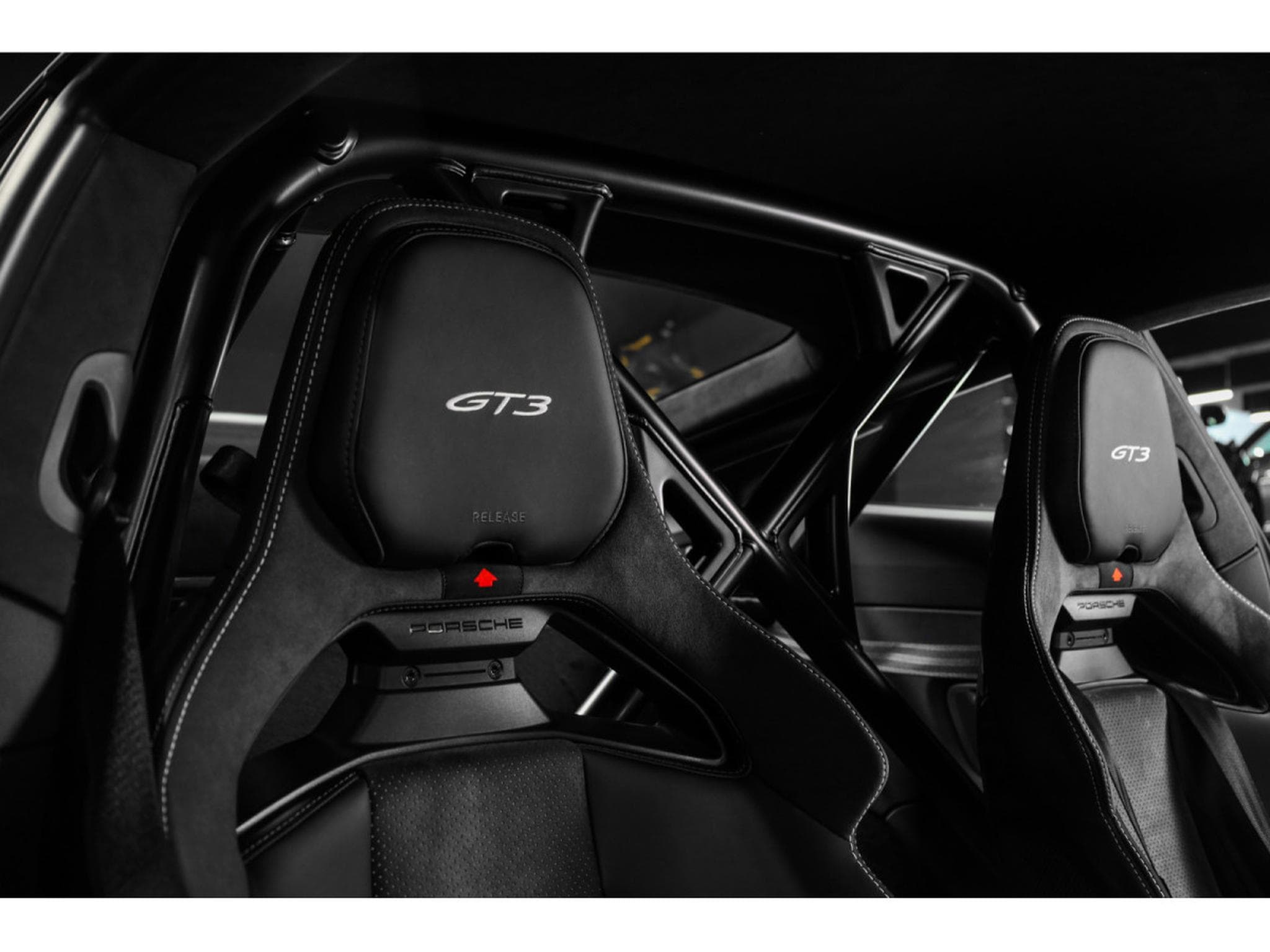 Porsche 911 992.2 GT3 ClubSport PDK (2025) - Photo 12