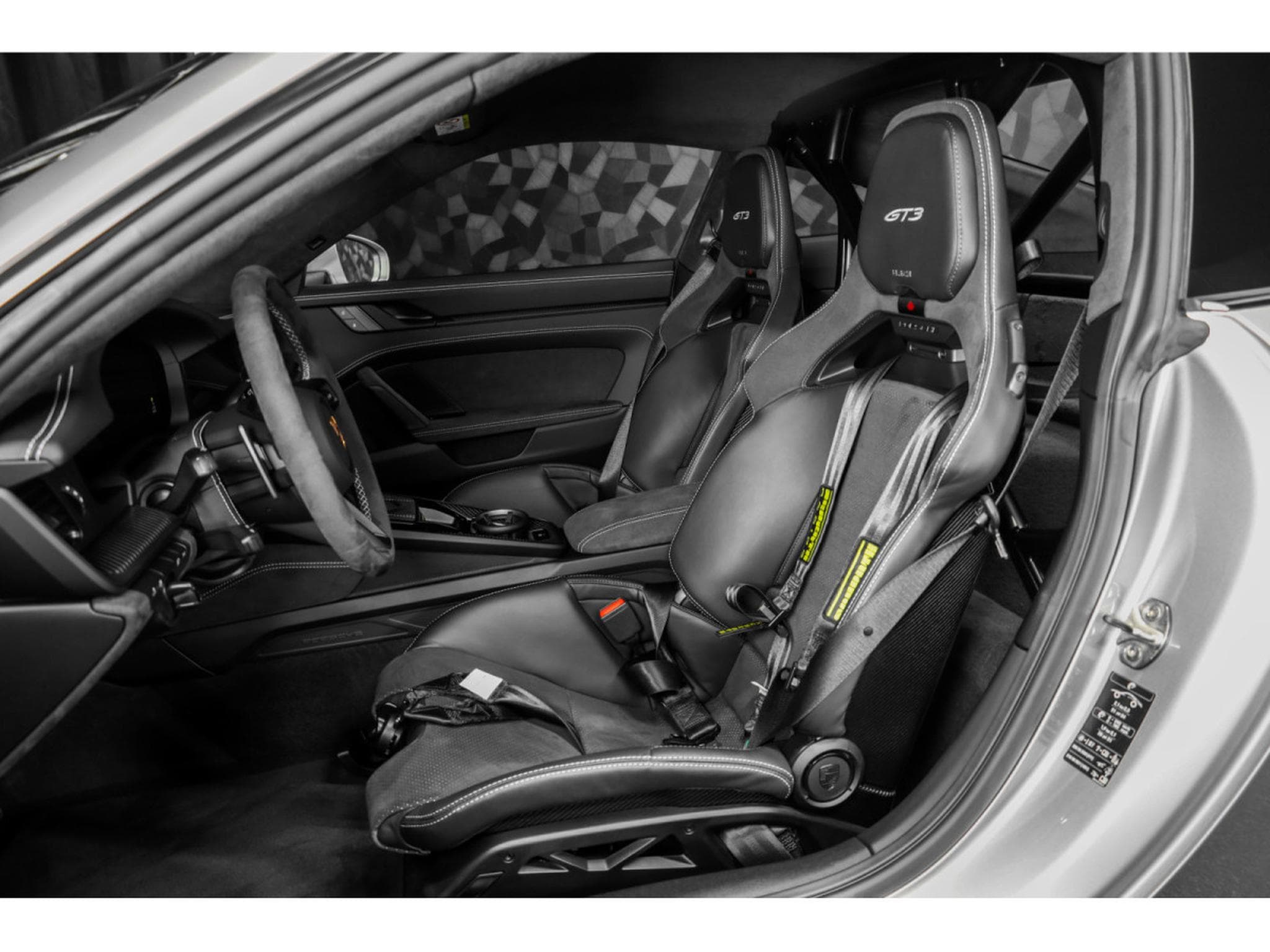 Porsche 911 992.2 GT3 ClubSport PDK (2025) - Photo 9