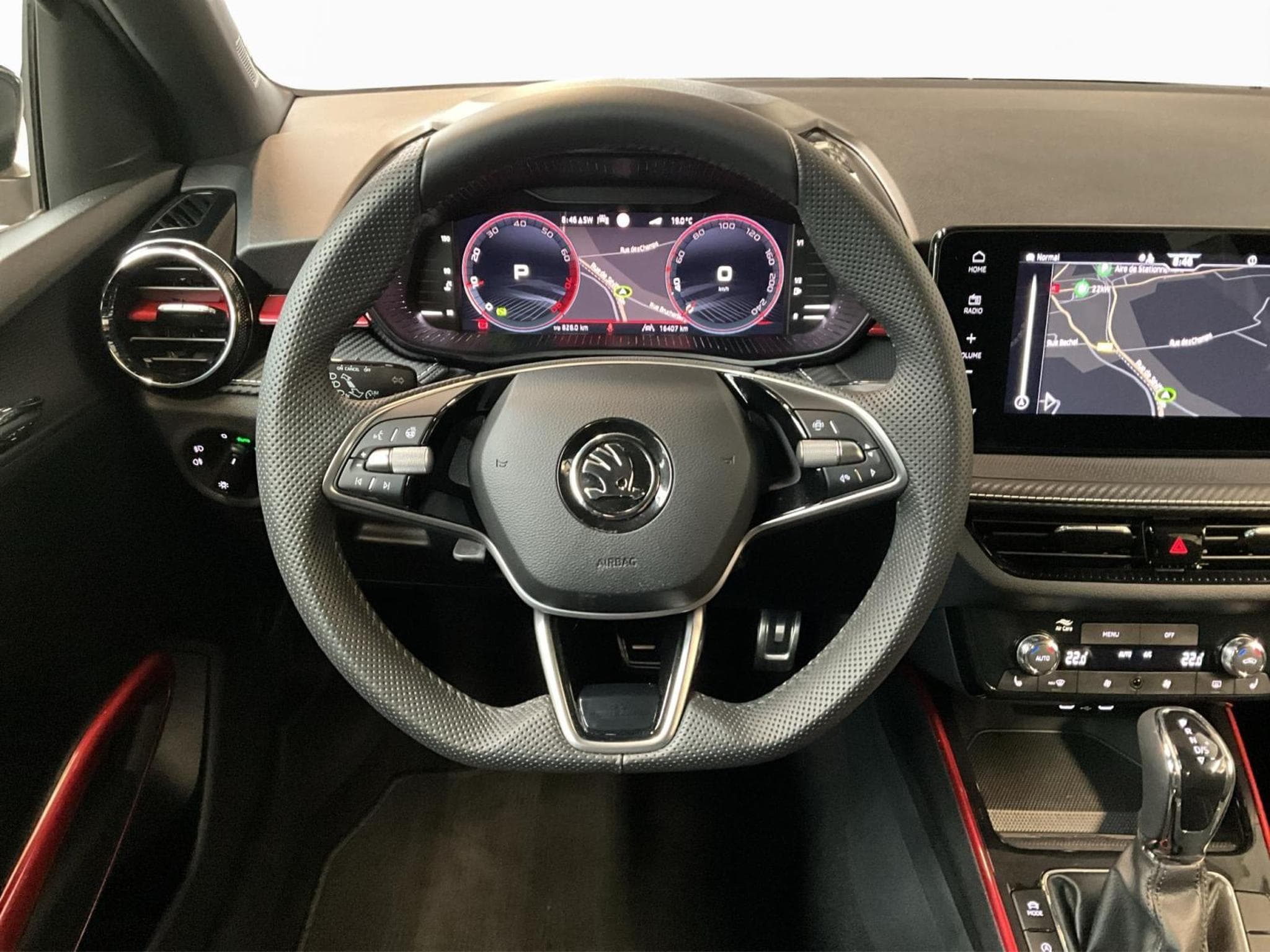Skoda Fabia Monte-Carlo+DSG+Park&Go+P.Charging+Pano+Navi (2024) - Photo 12