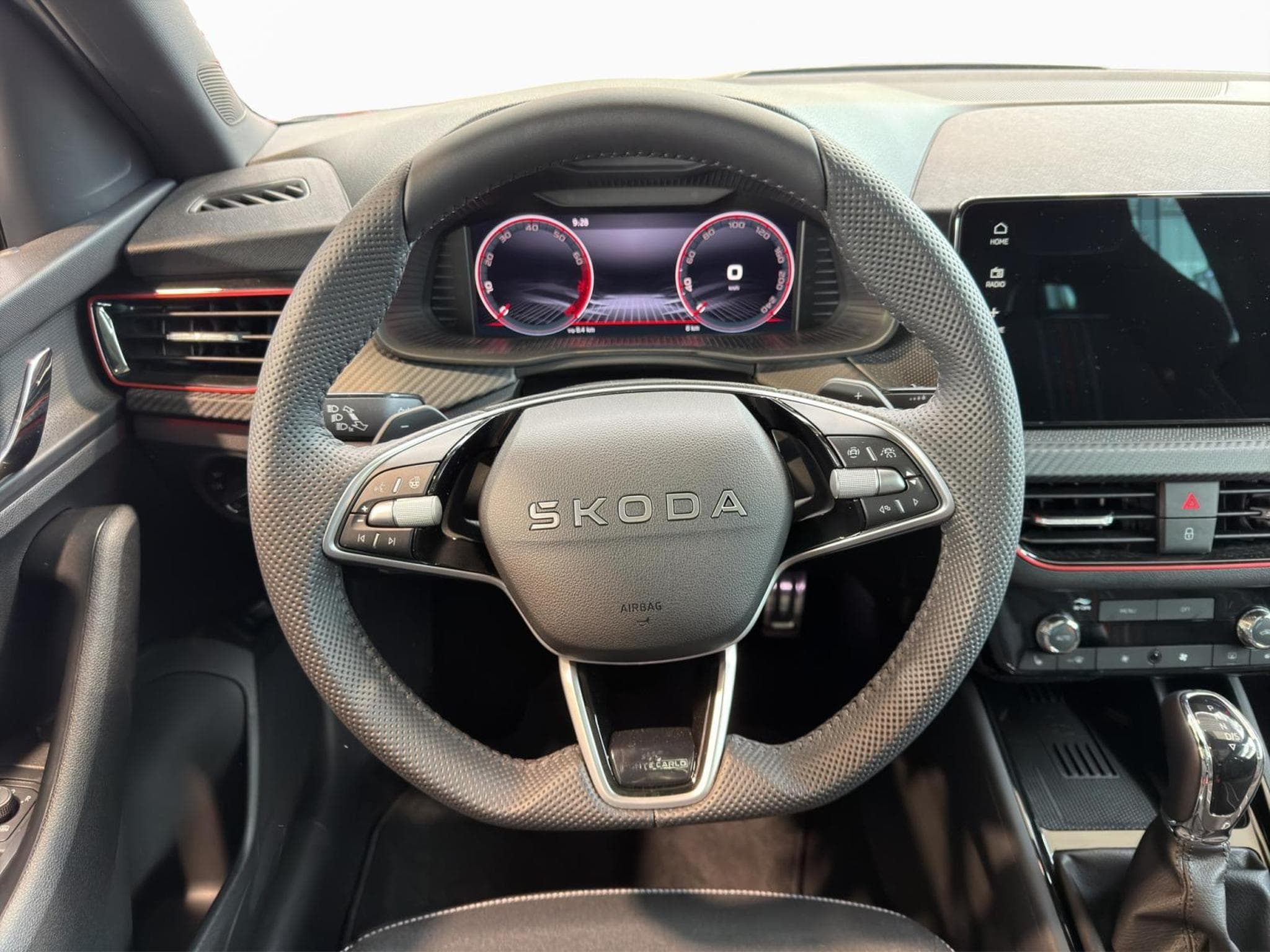 Skoda Kamiq MC (2026) - Photo 8