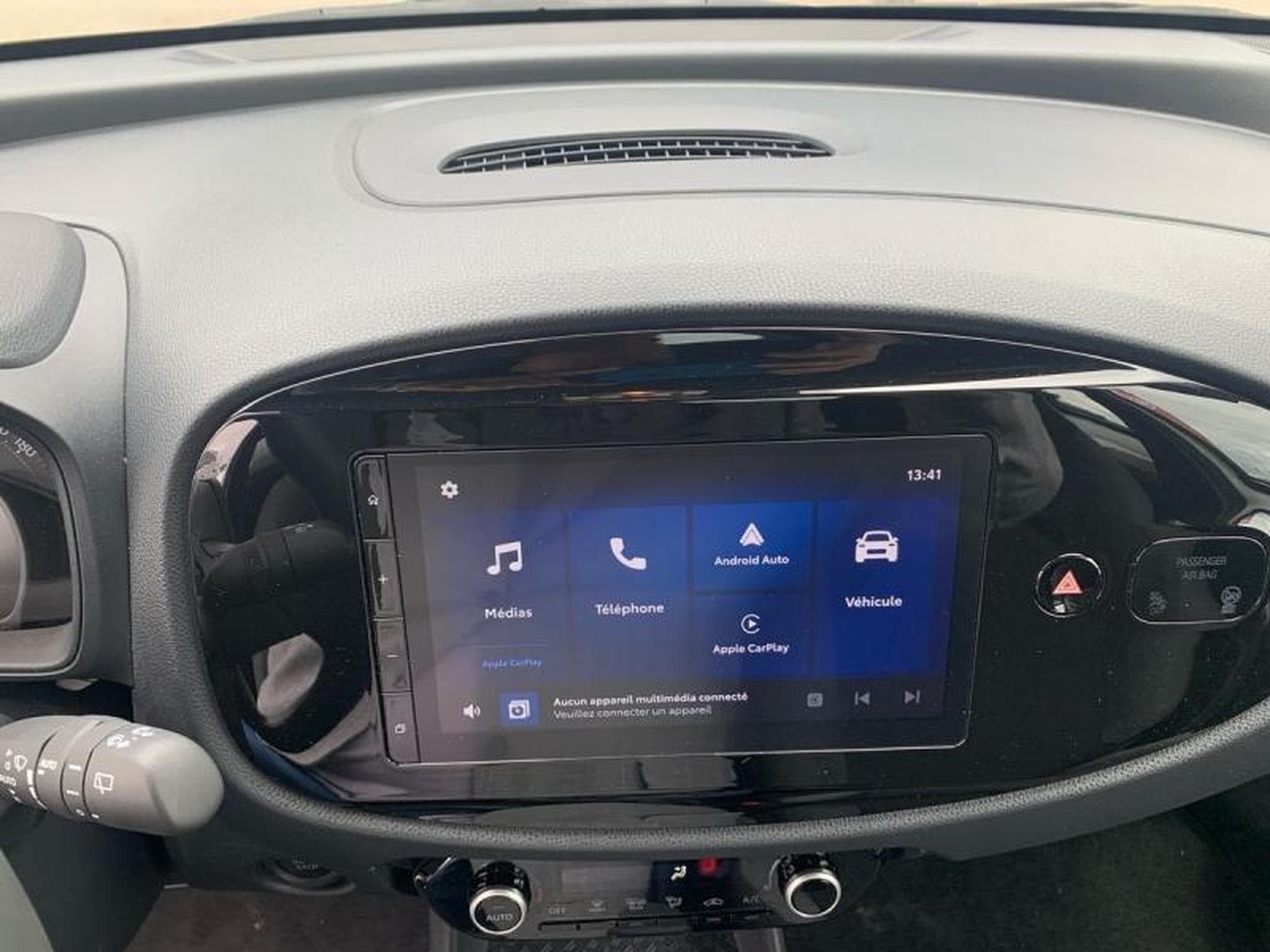 Toyota Aygo X play + comfort pack (2025) - Photo 14