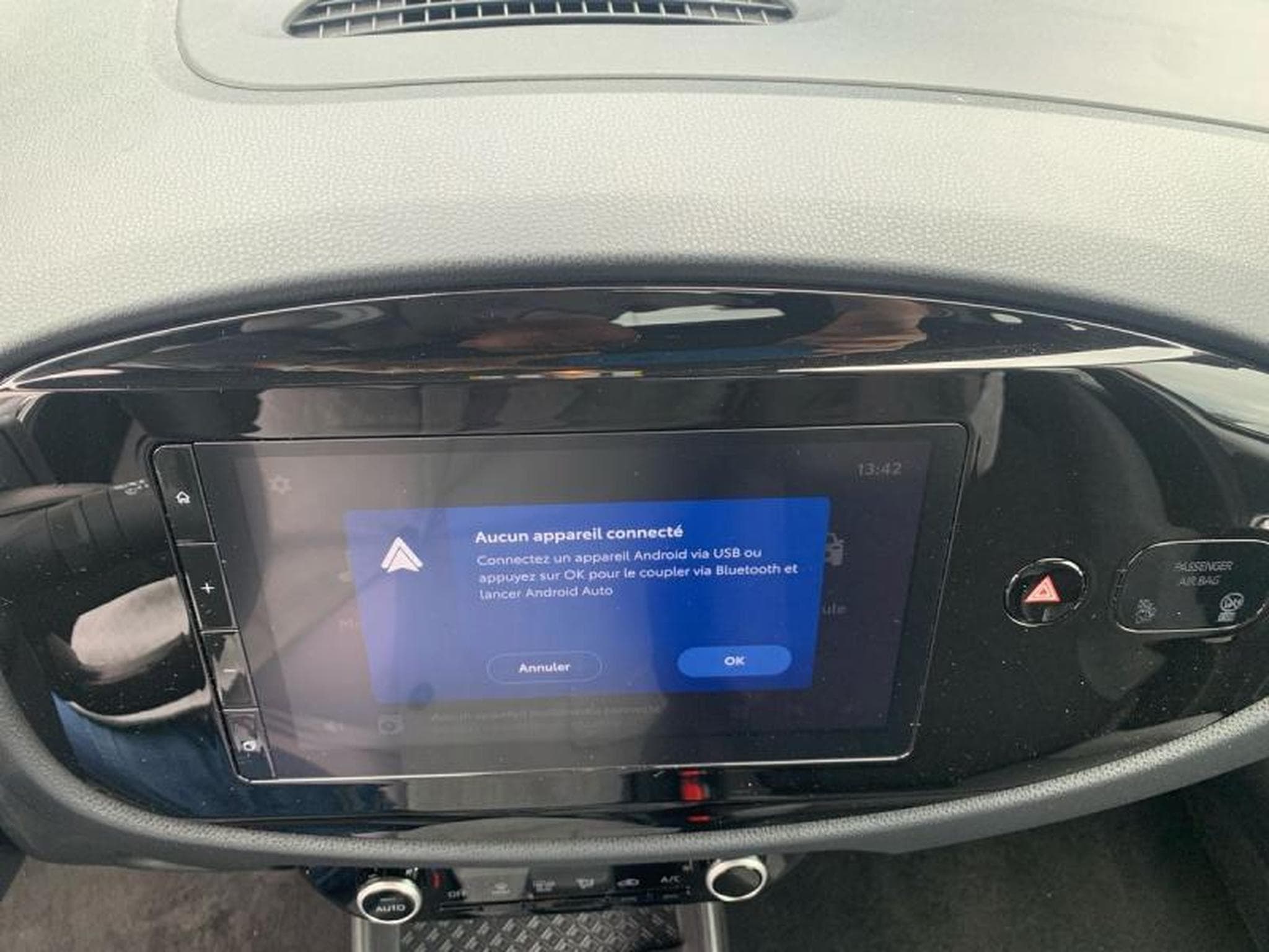 Toyota Aygo X play + comfort pack (2025) - Photo 17