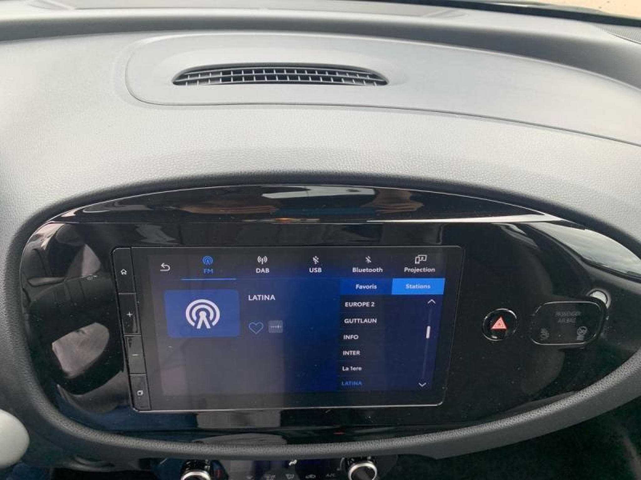Toyota Aygo X play + comfort pack (2025) - Photo 18