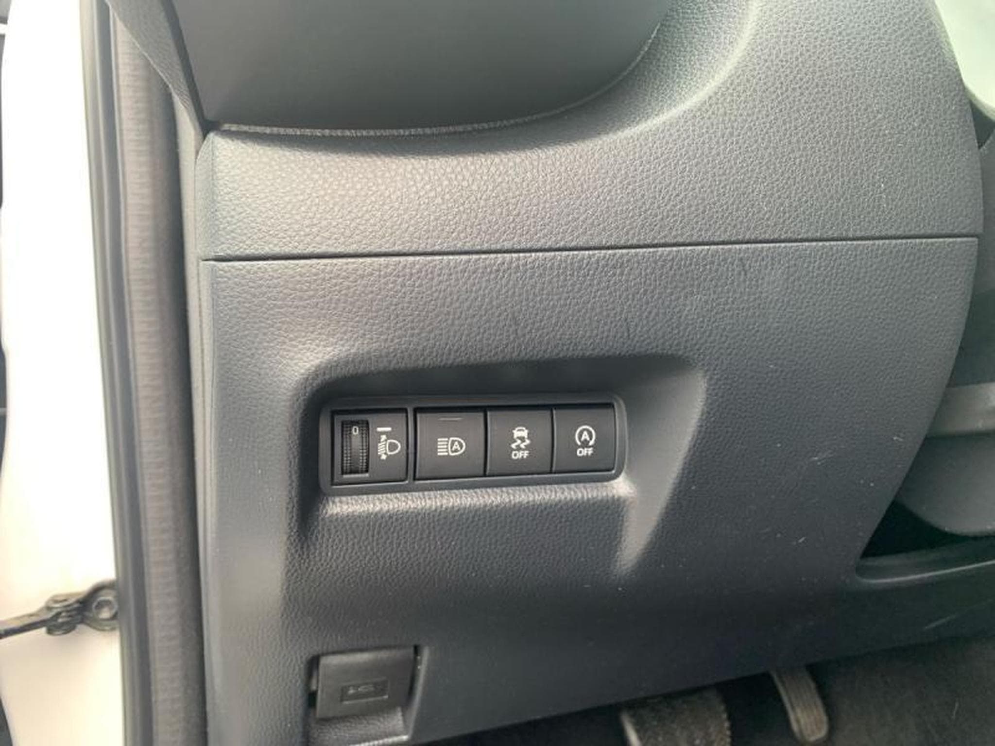 Toyota Aygo X play + comfort pack (2025) - Photo 20