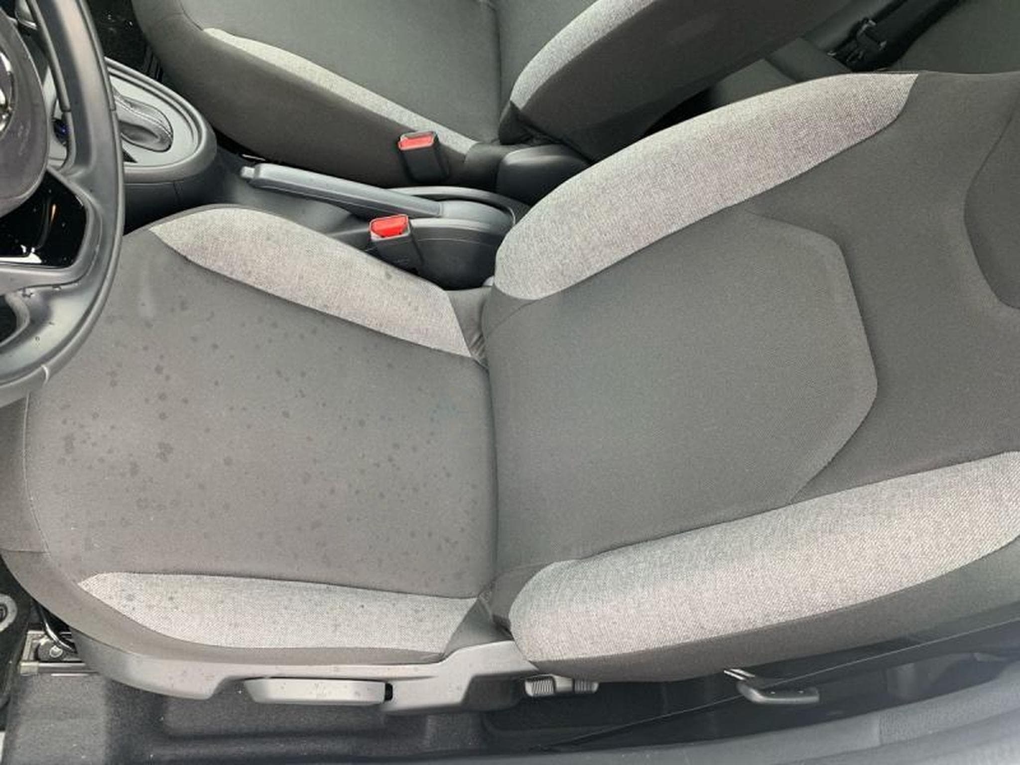 Toyota Aygo X play + comfort pack (2025) - Photo 24