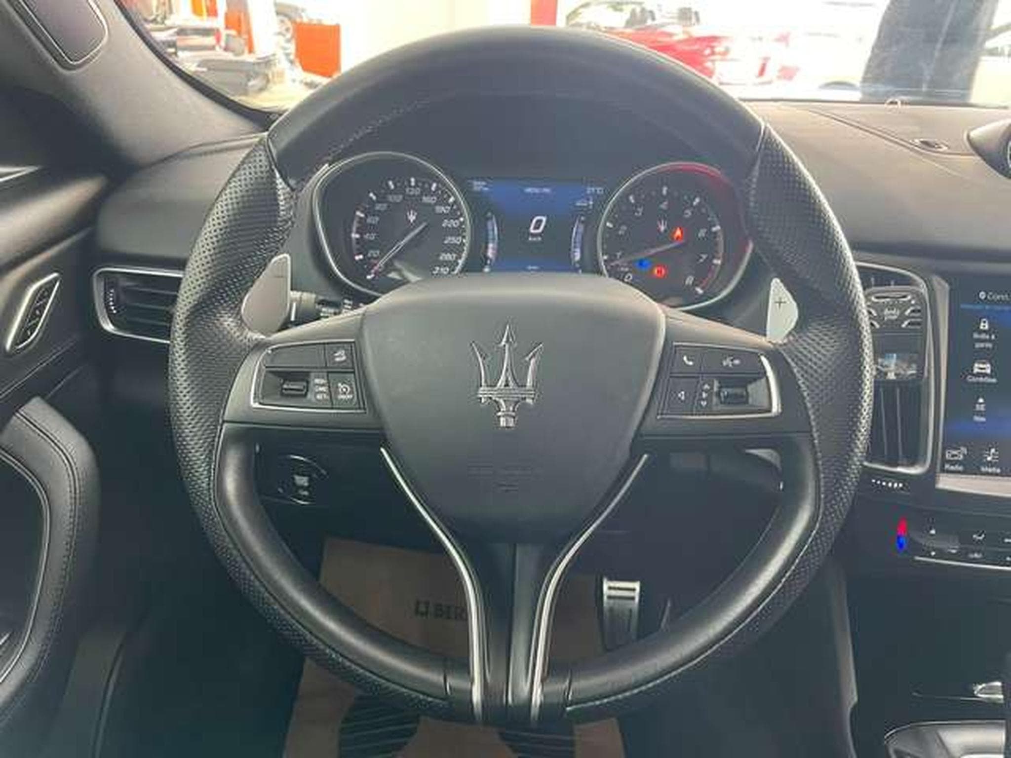 Maserati Levante SQ4 GranSport 430 ch GARANTIE JUSQU'A 36 MOIS (2019) - Photo 16