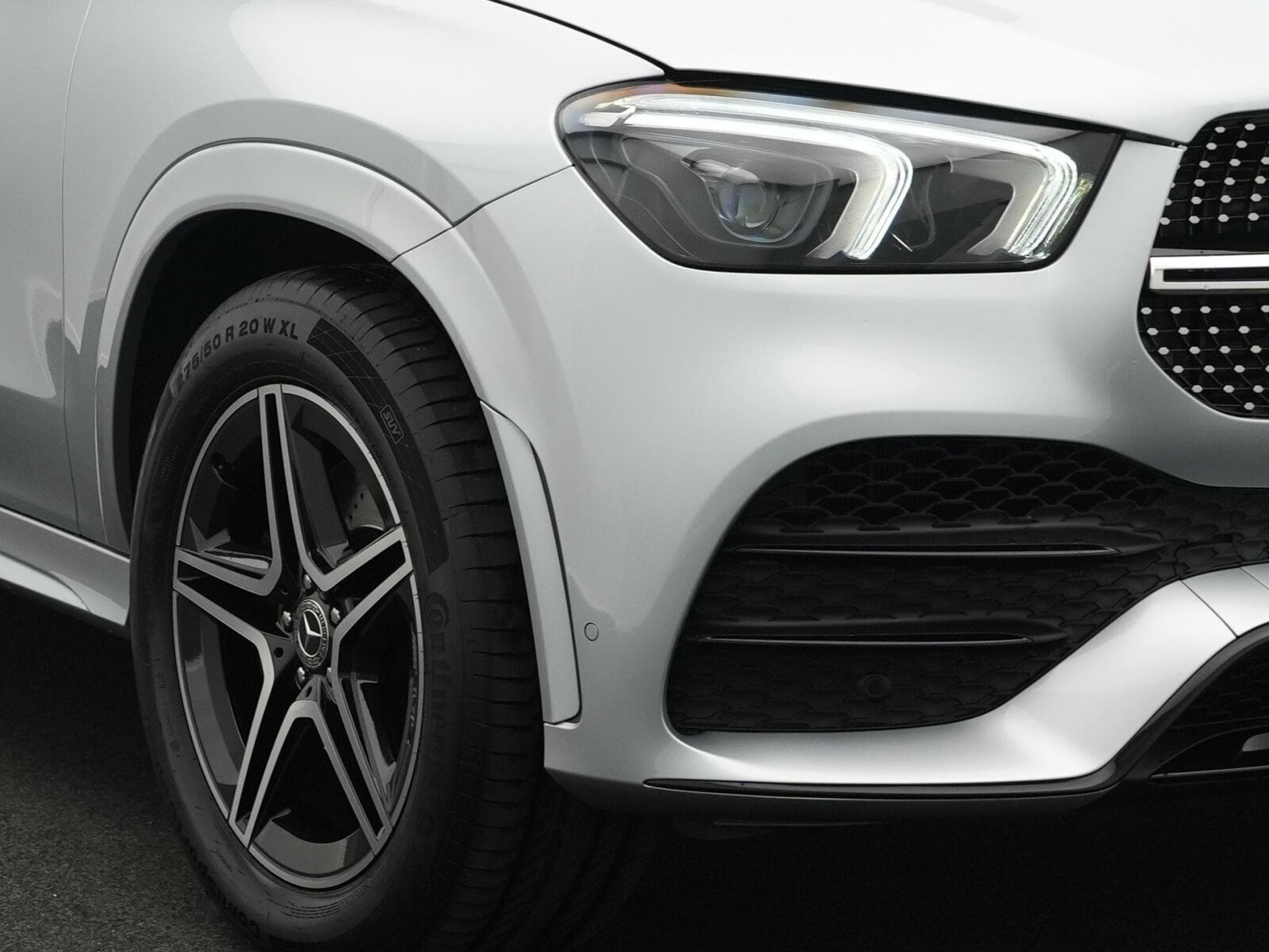 Mercedes GLE 400 d 4MATIC AMG-Line Distronic+AHK+Panorama (2022) - Photo 7