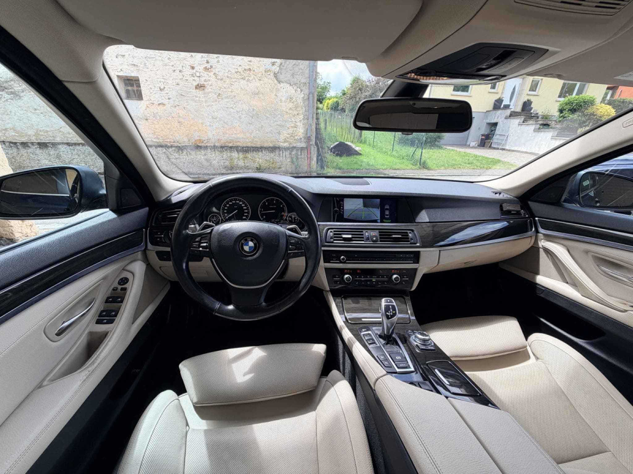 BMW 530 d xDrive Camera Head-UP, Toit Ouvrant 258cv (2011) - Photo 11