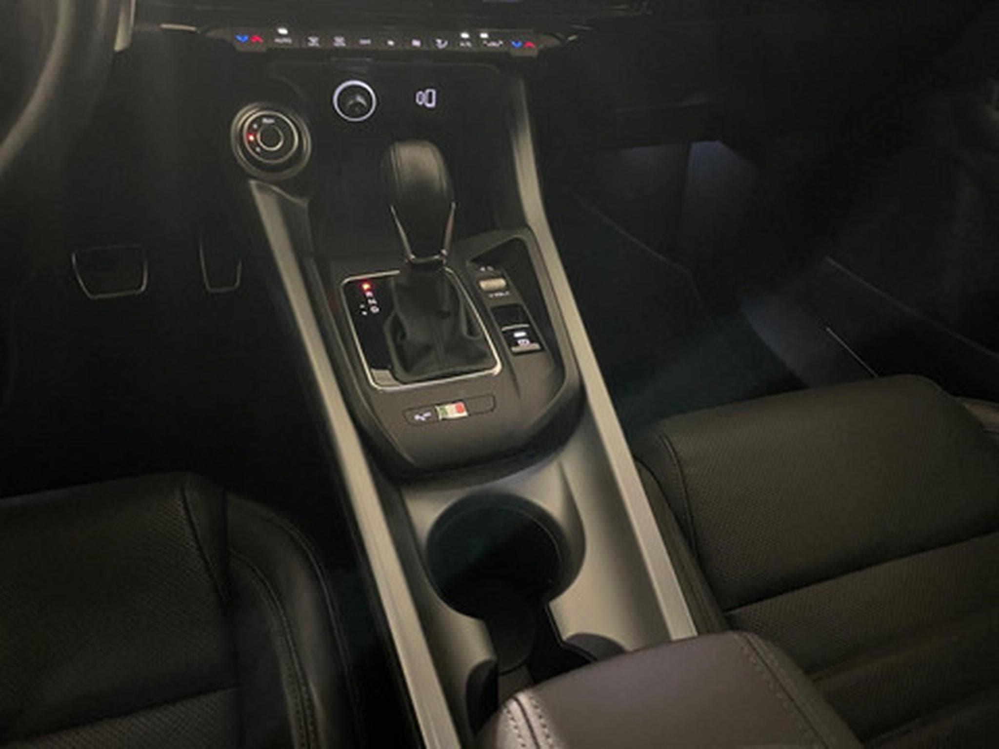 Alfa-Romeo Tonale 1.5 130 MHEV Speciale FWD (2022) - Photo 10