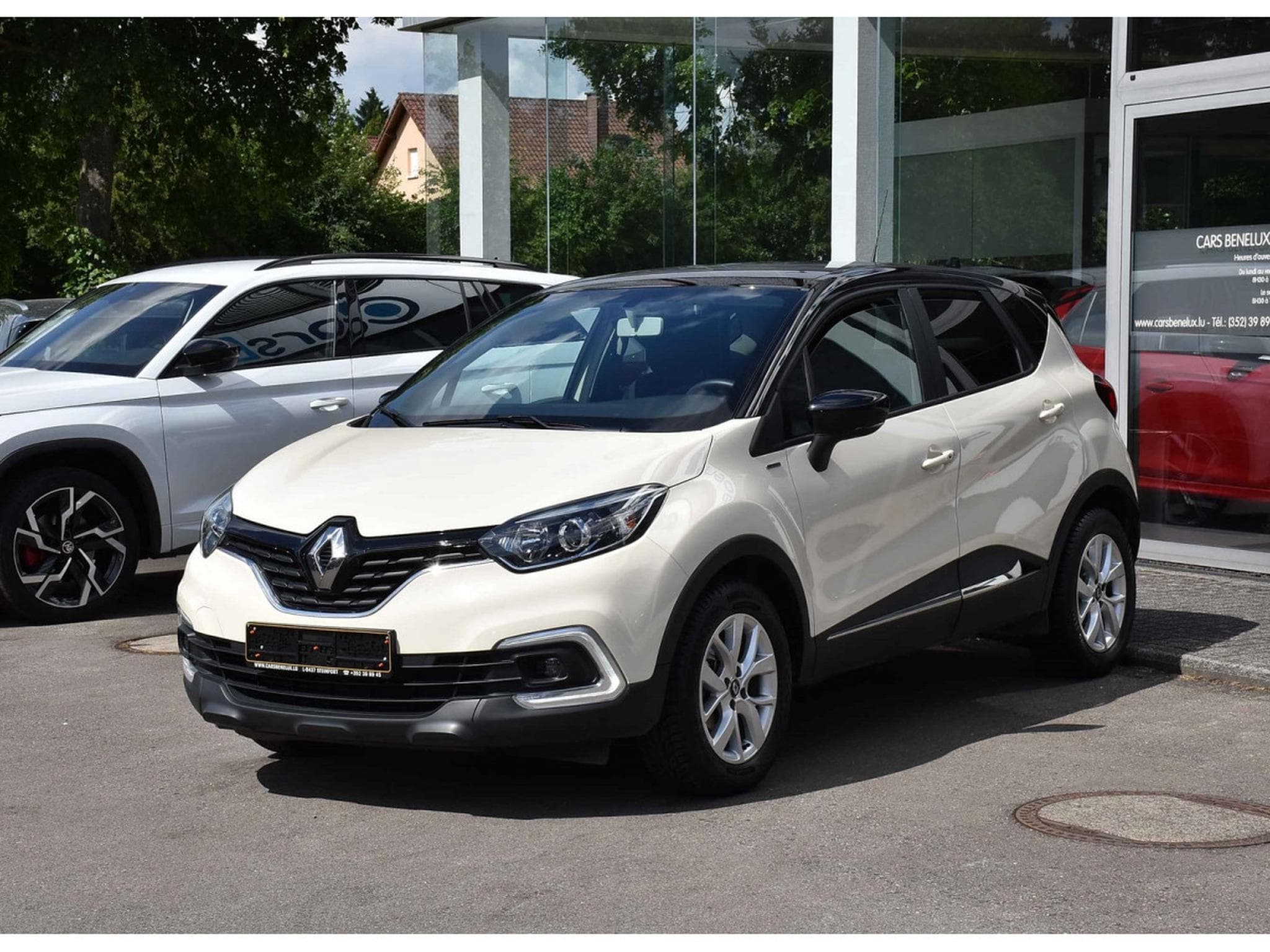 Renault Captur 0.9 TCe REGUL GPS PDC 1° MAIN (2019) - Photo 2