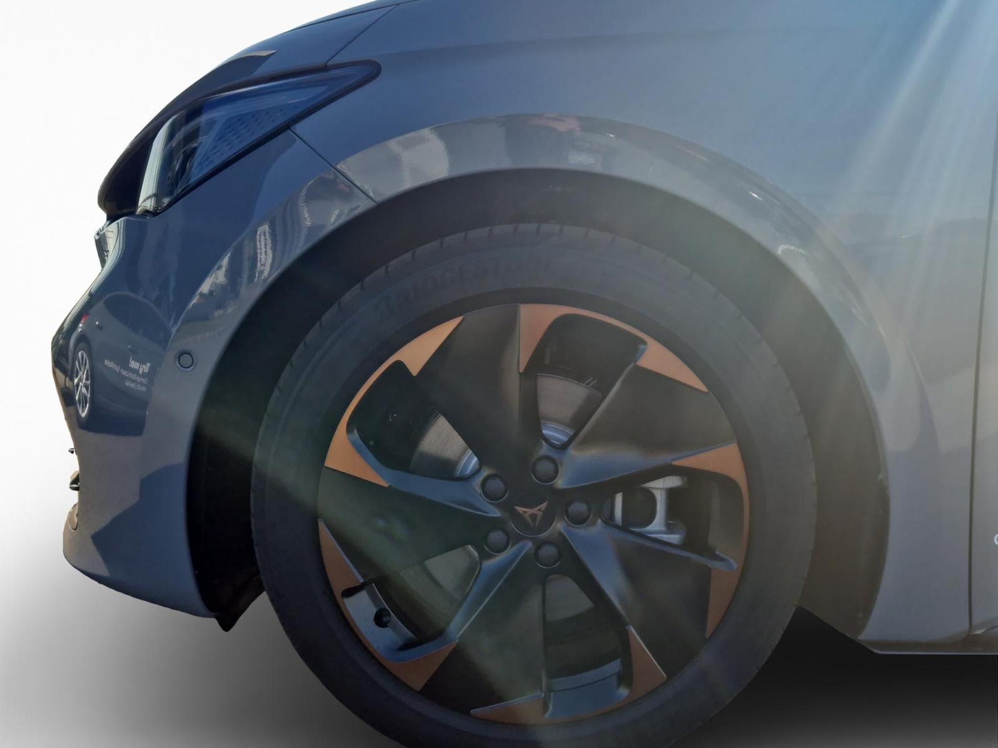 Cupra Born 6,000€ Luxembourg BEV incentive eligible T&Cs apply (2026) - Photo 6