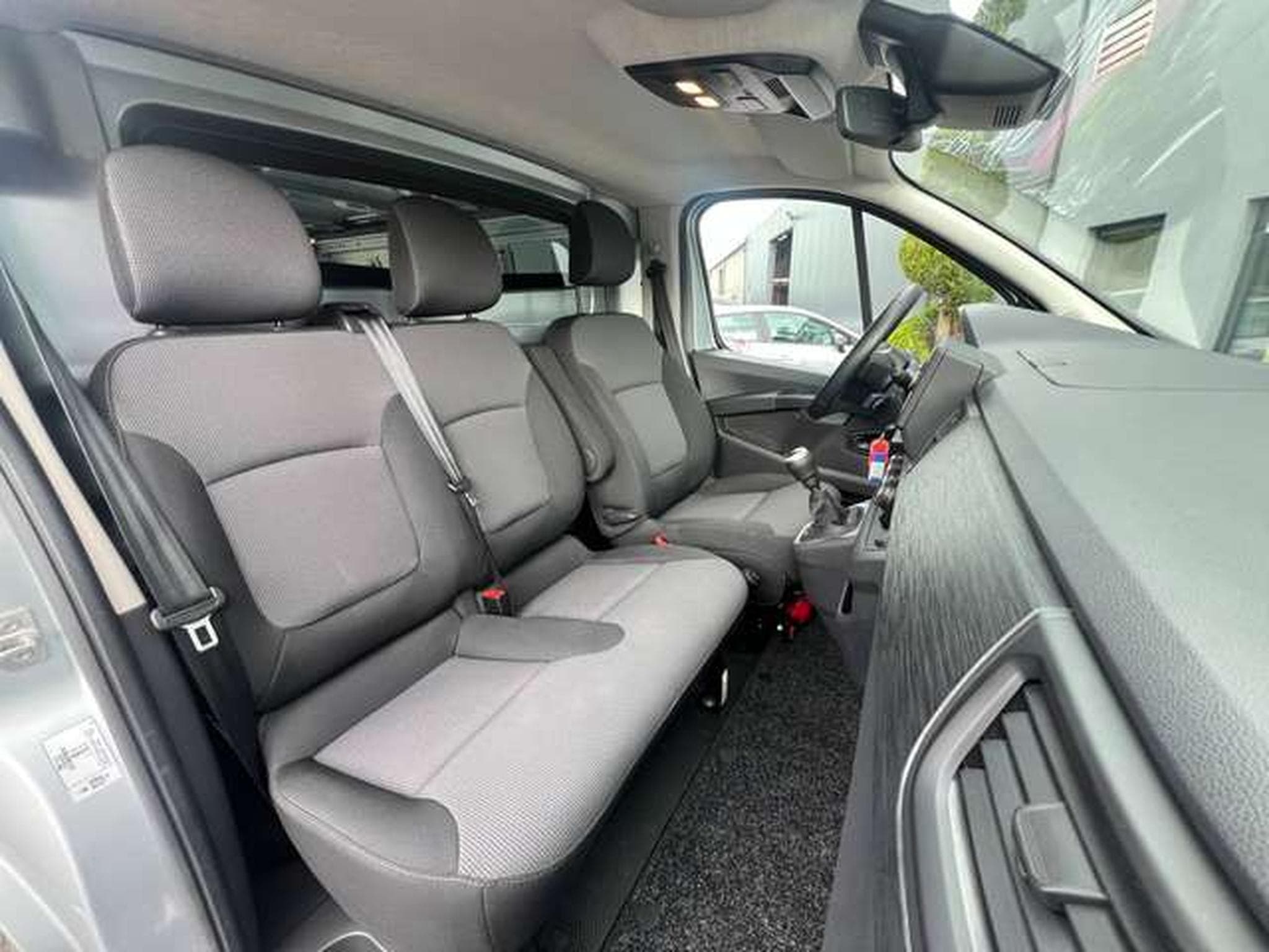 Renault Trafic 2.0 dCi L1H1 CONFORT (2024) - Photo 9