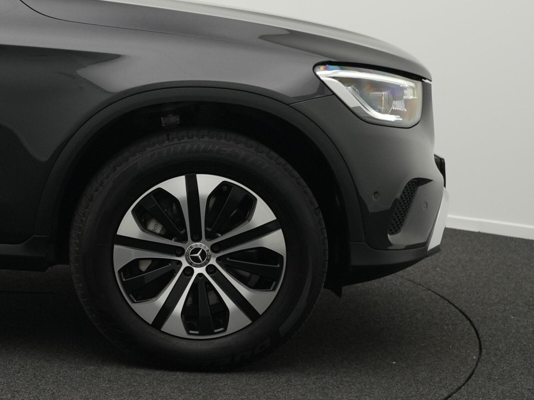 Mercedes GLC 300 e 4MATIC Coupé (2023) - Foto 6