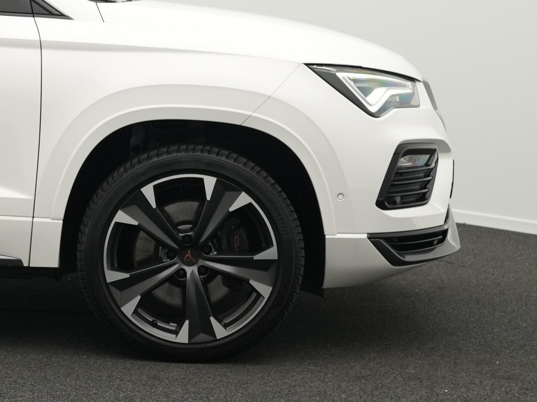 CUPRA Ateca 2.0 TSI VZ 4Drive OPF (2024) - Foto 6