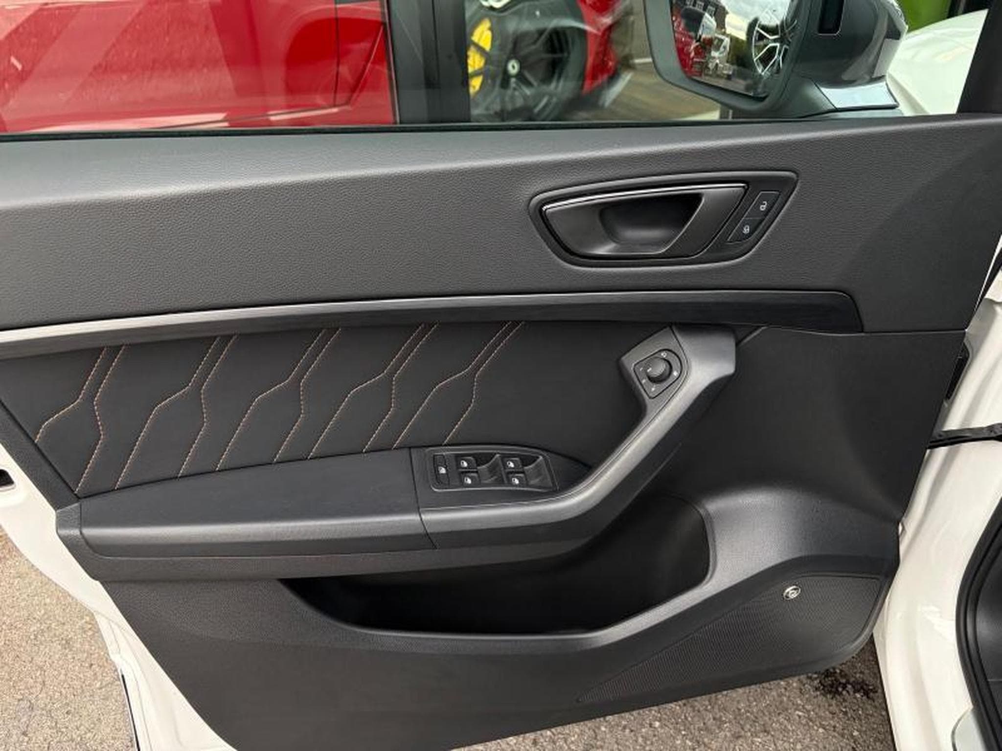 Cupra Ateca BVA/Cam360°/BeatsAudio/Jantes19/AppleCarPlay (2023) - Foto 10